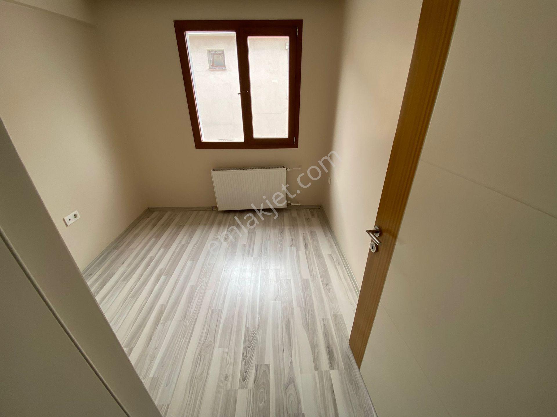 Buca İnönü Mah.de Optimum Avm Ve Otokent Yakını 2+1 85m2 Dgazlı Ayrı Mutfak Ferah Kiralık Daire - Görsel 14