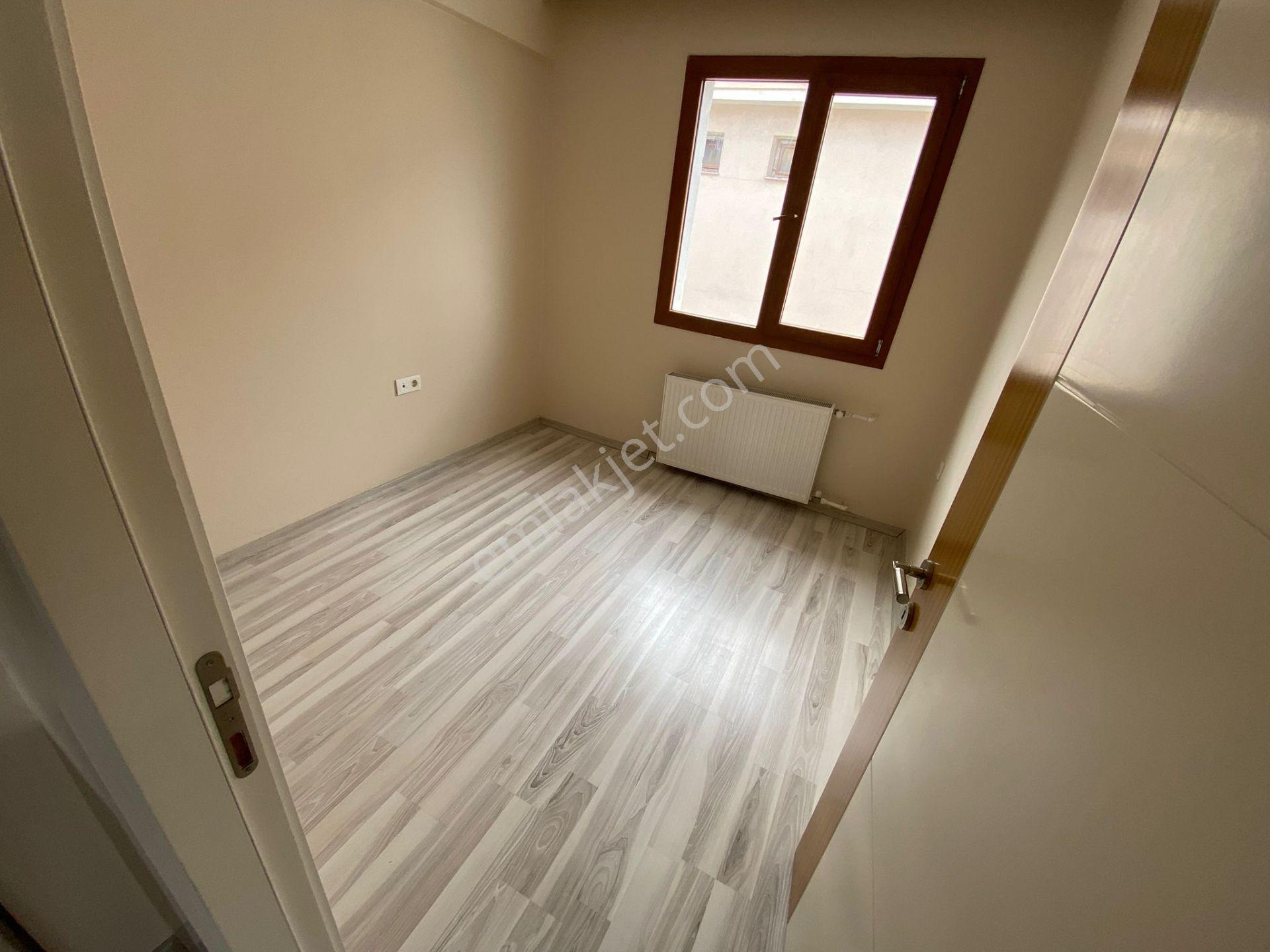 Buca İnönü Mah.de Optimum Avm Ve Otokent Yakını 2+1 85m2 Dgazlı Ayrı Mutfak Ferah Kiralık Daire - Görsel 13