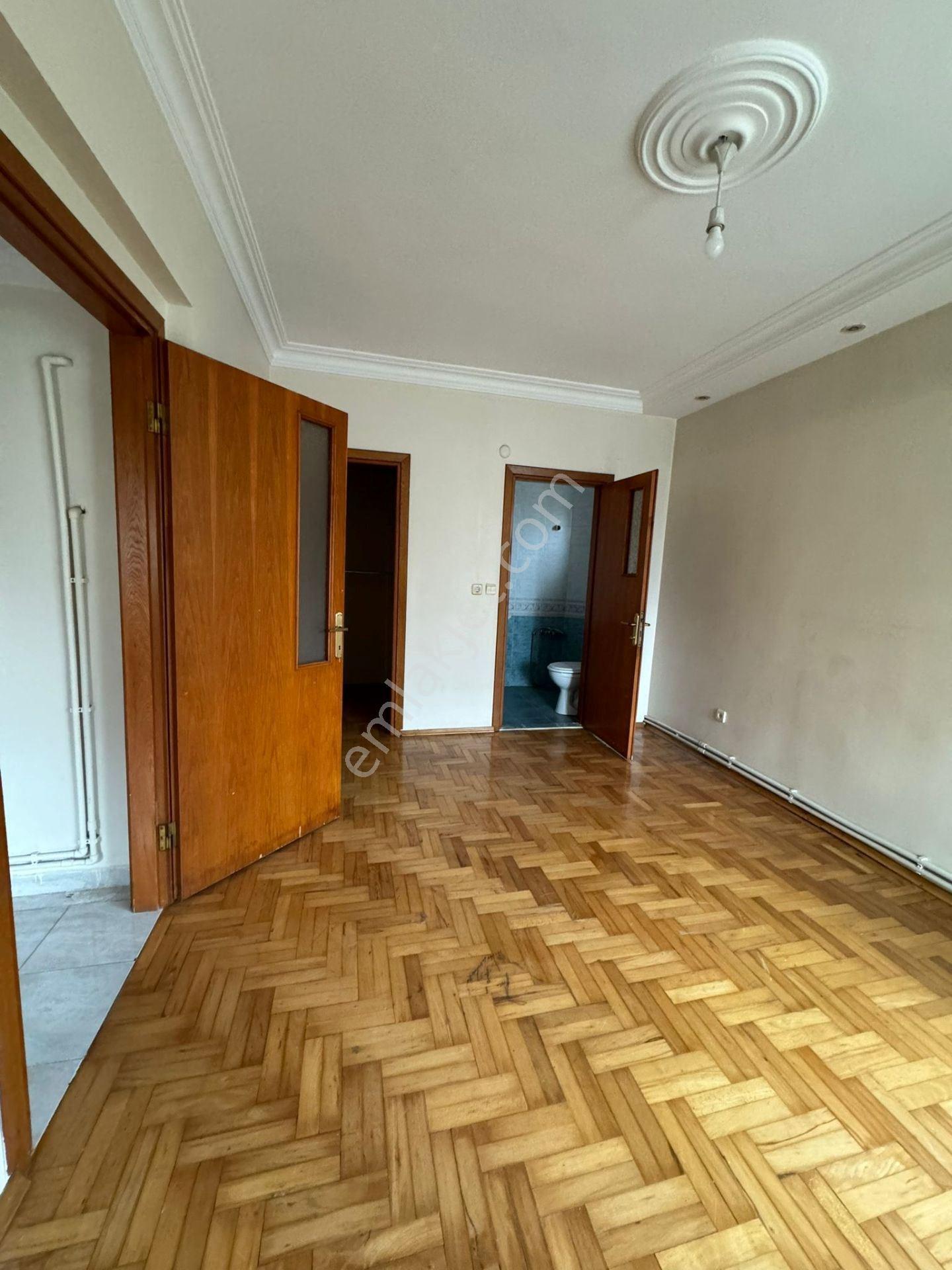 Maltepe Girne Mahallesinde 3+1 Ferah Kiralık Daire - Görsel 14