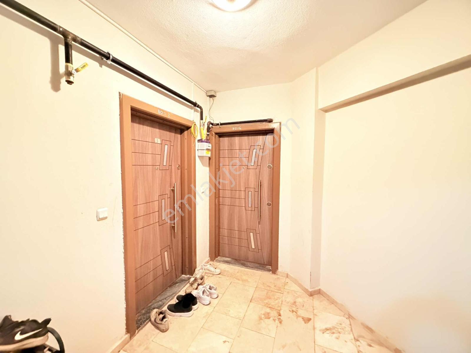 Bulvar Üzeri Eşyalı Kiralık 2+1 Daire (doğalgazlı) - Görsel 13