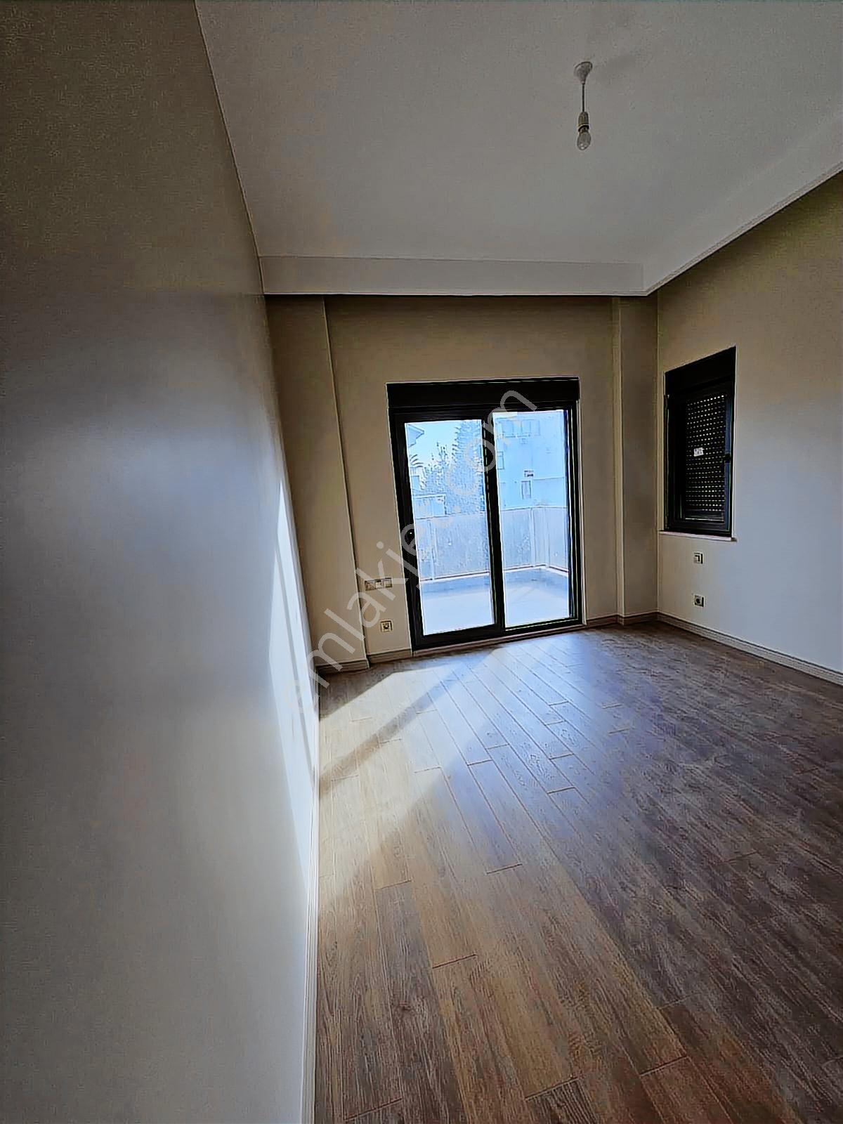 Bmk Emlaktan Finike De Muhteşem Manzaralı Satılık Triplex Villa - Görsel 13