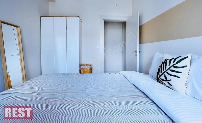 Sur Yapı Rezidans Da Sıfır Tasarım Eşyalı Balkonlu Kiralık Daire - Görsel 16