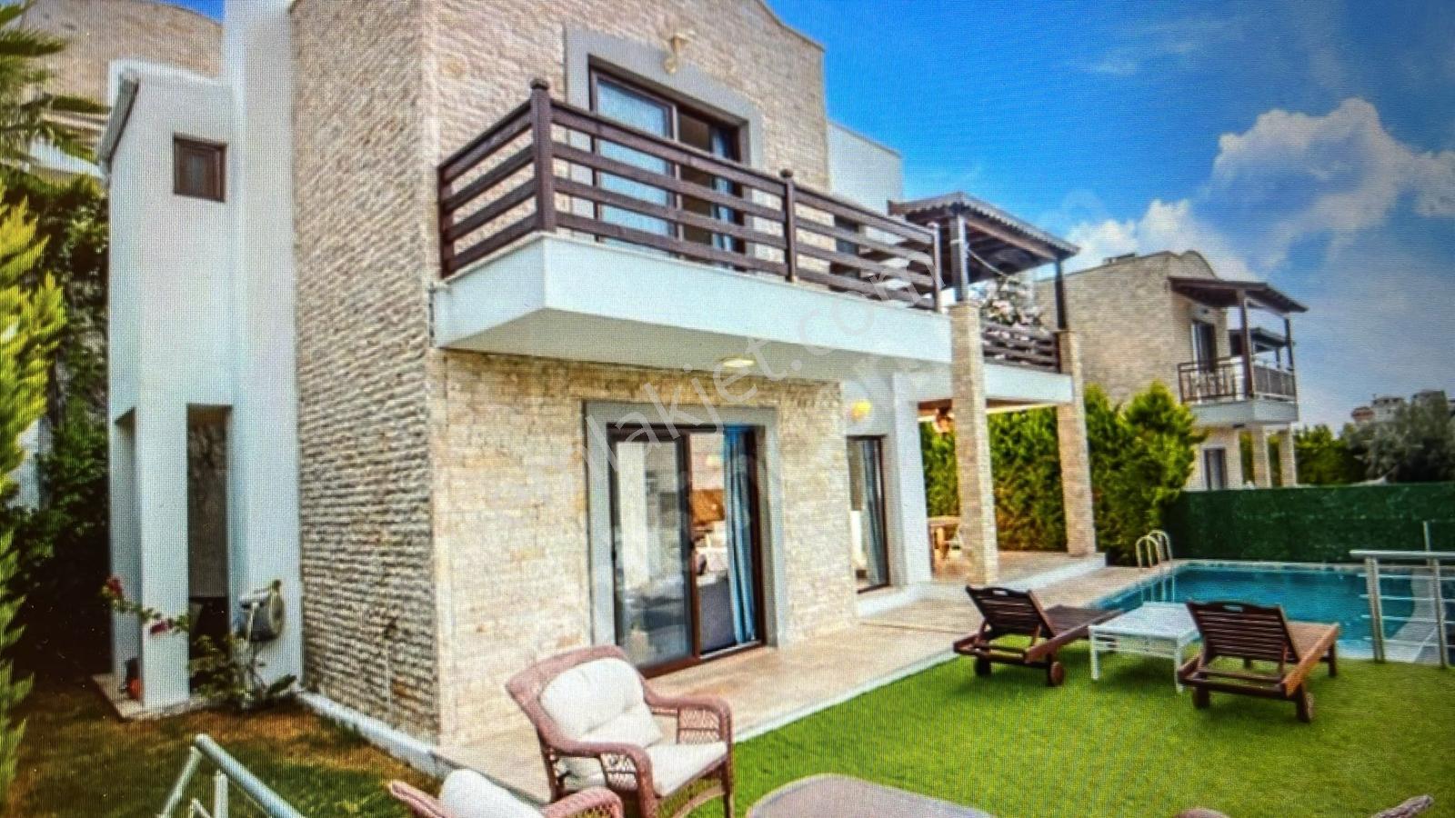 Tatilin En Keyiflisi Gündoğan' Da 3+1 Havuzlu Villa - Görsel 20