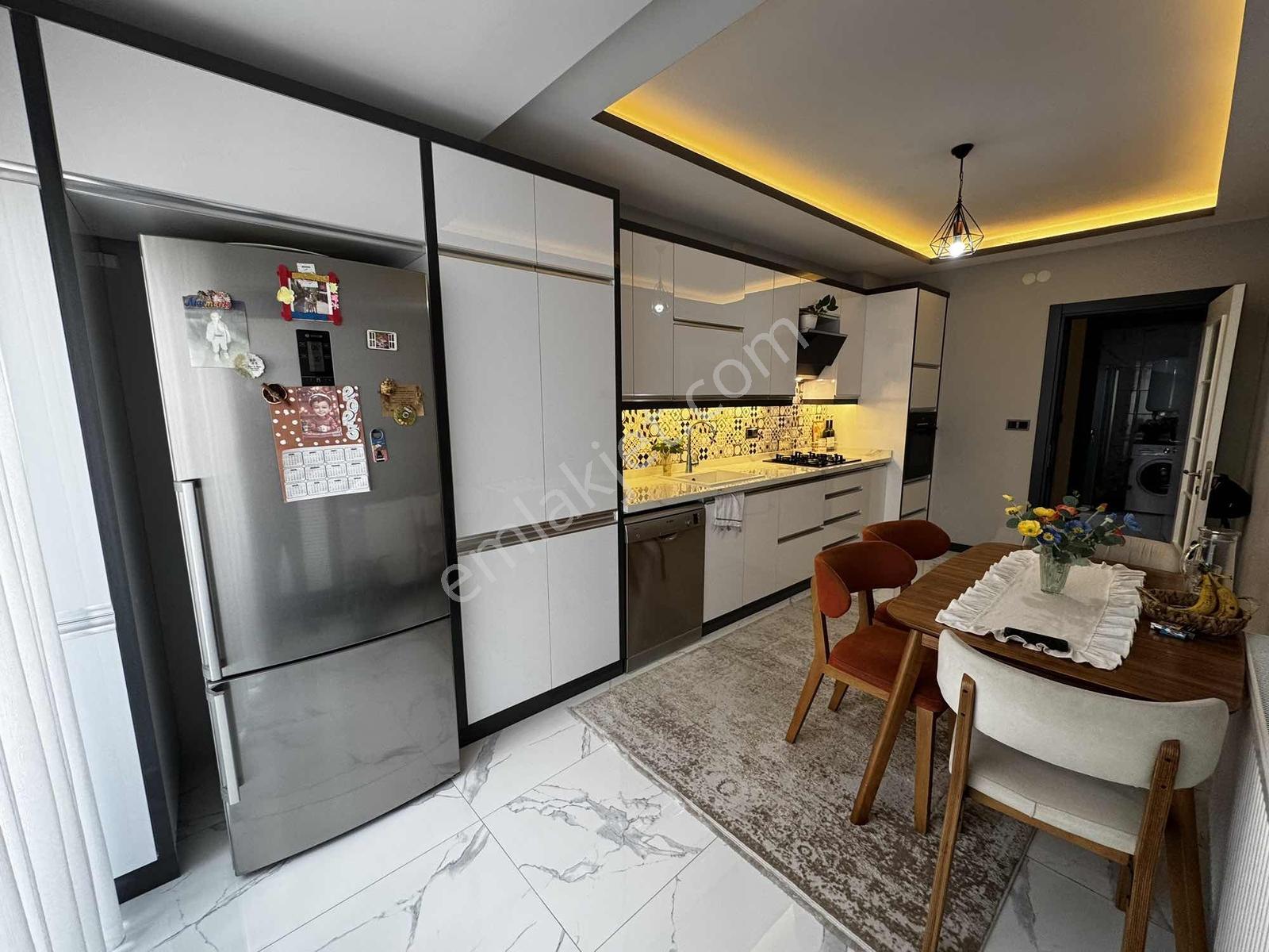 Sarı Hoca Aşevi Civarı Prestijli 3+1 Daire - Görsel 5