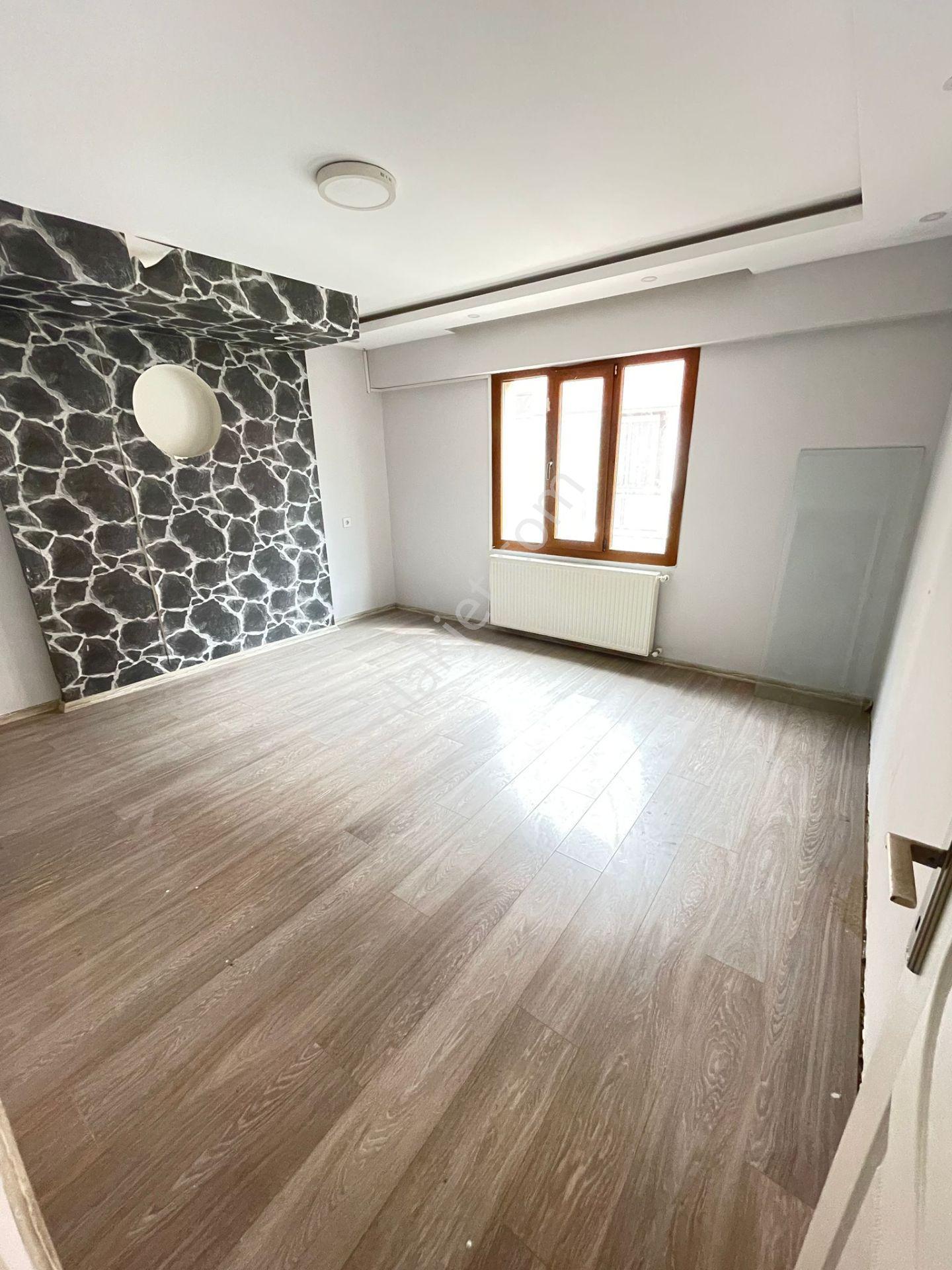 Hazar Gayrimenkul'den Merkezde Doğalgazlı Kiralık Daire & Ofis - Görsel 25