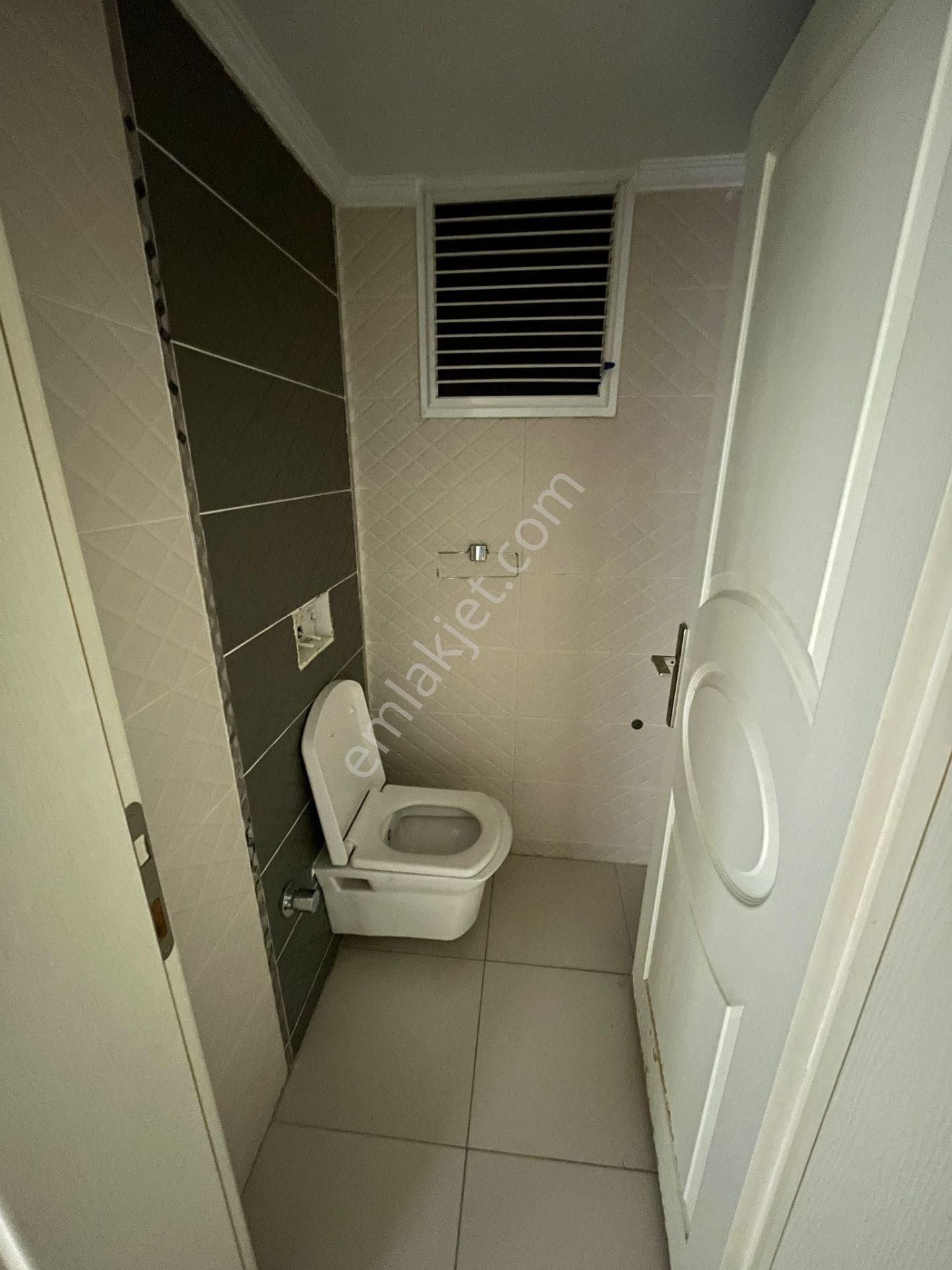 Hazar Gayrimenkul'den Merkezde Doğalgazlı Kiralık Daire & Ofis - Görsel 10