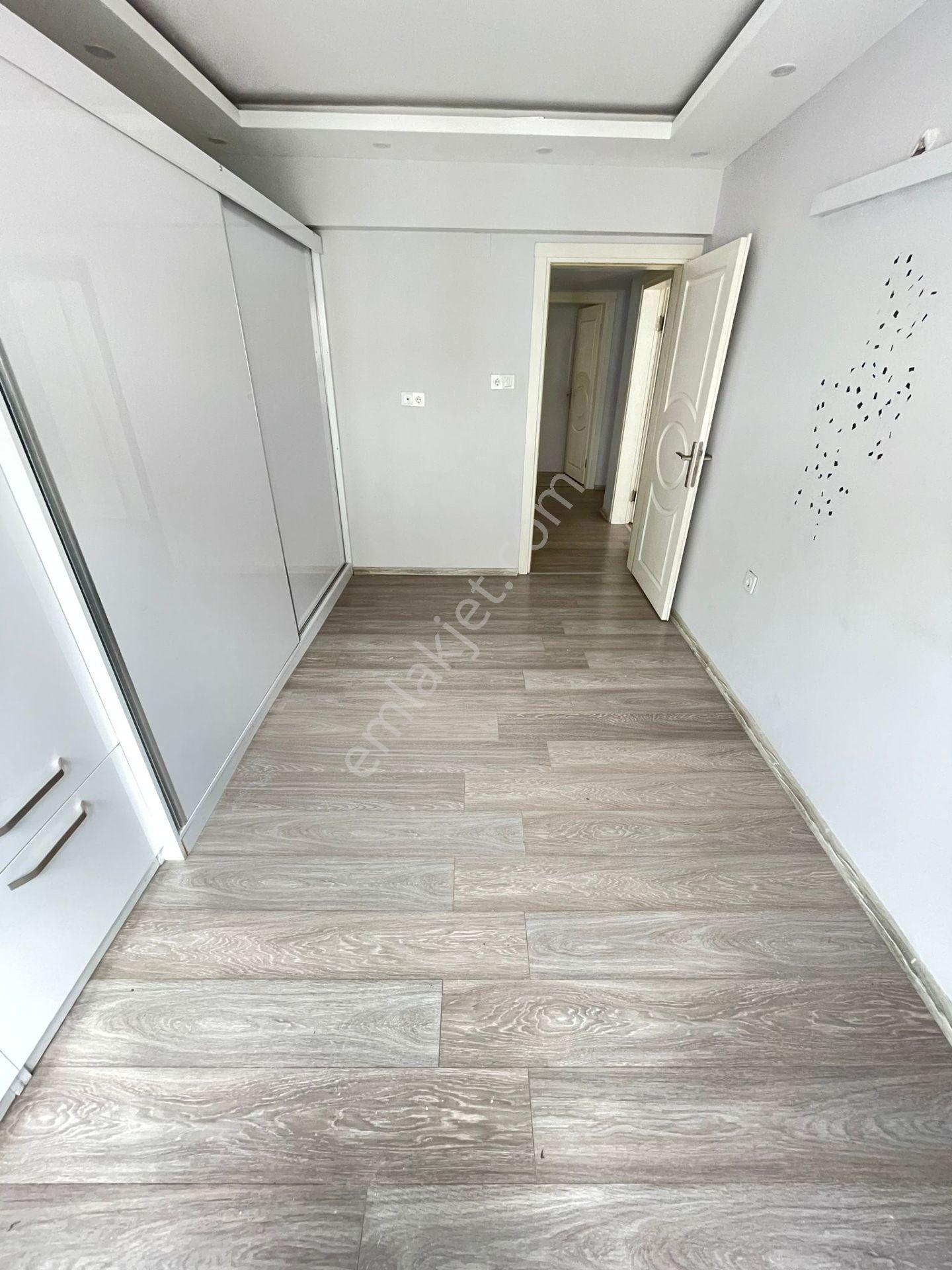 Hazar Gayrimenkul'den Merkezde Doğalgazlı Kiralık Daire & Ofis - Görsel 12