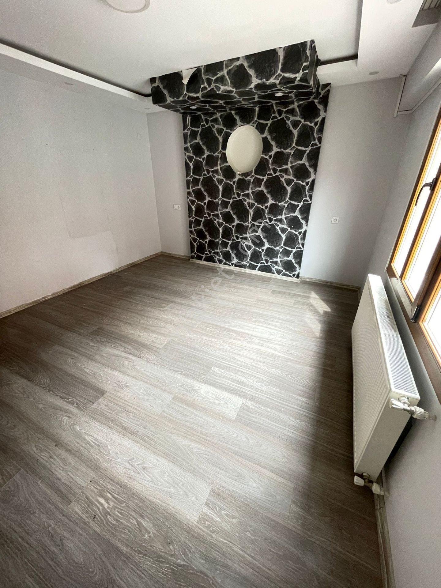 Hazar Gayrimenkul'den Merkezde Doğalgazlı Kiralık Daire & Ofis - Görsel 26