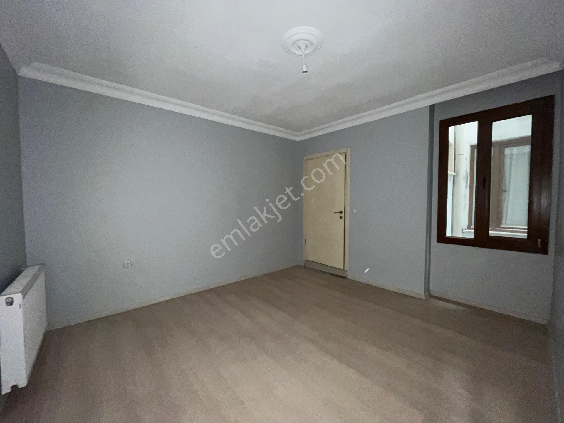 Pazartesi Pazarı Yanı Ara Kat 3+1 Satılık Daire - Görsel 7