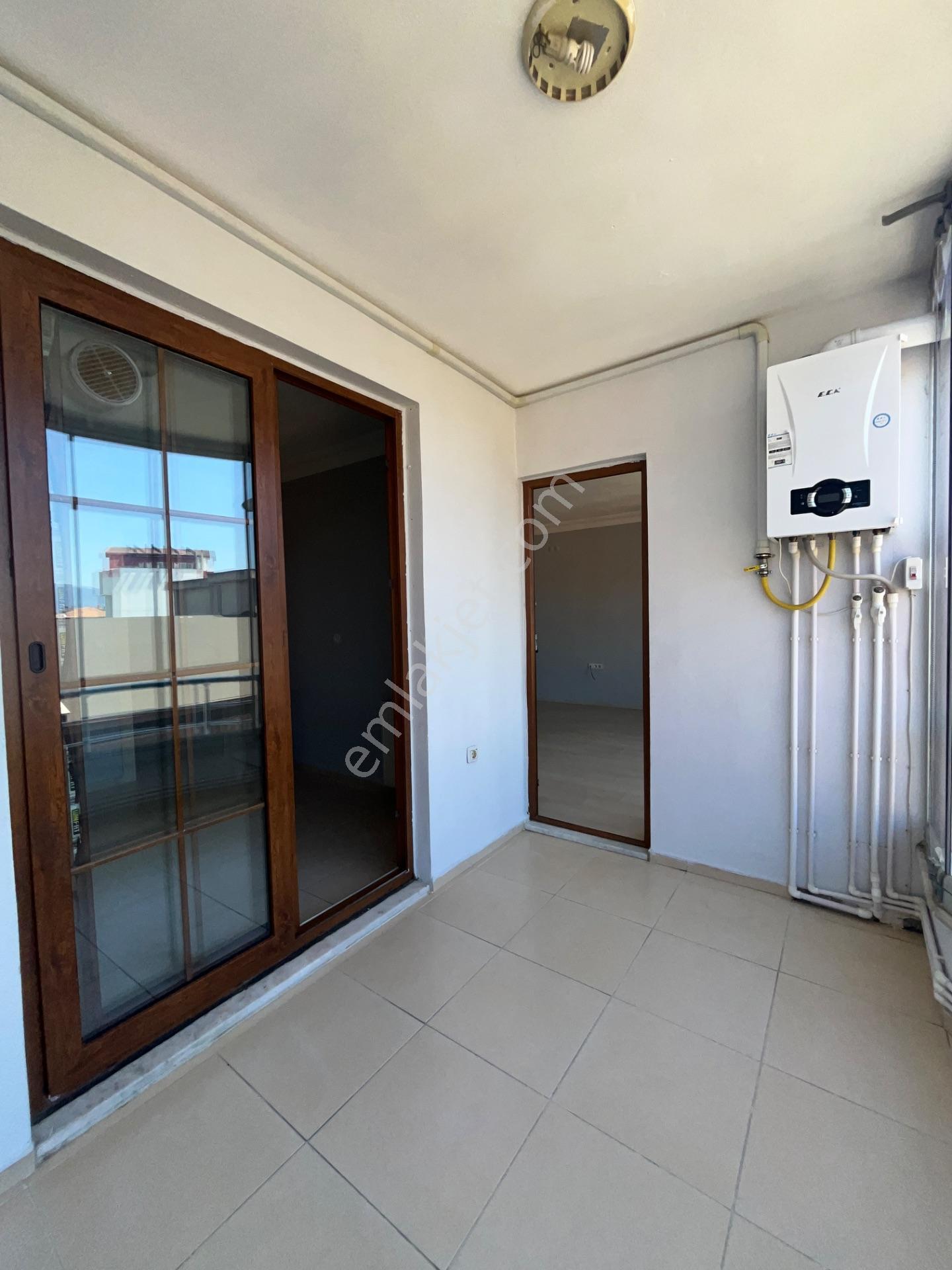 Pazartesi Pazarı Yanı Ara Kat 3+1 Satılık Daire - Görsel 17