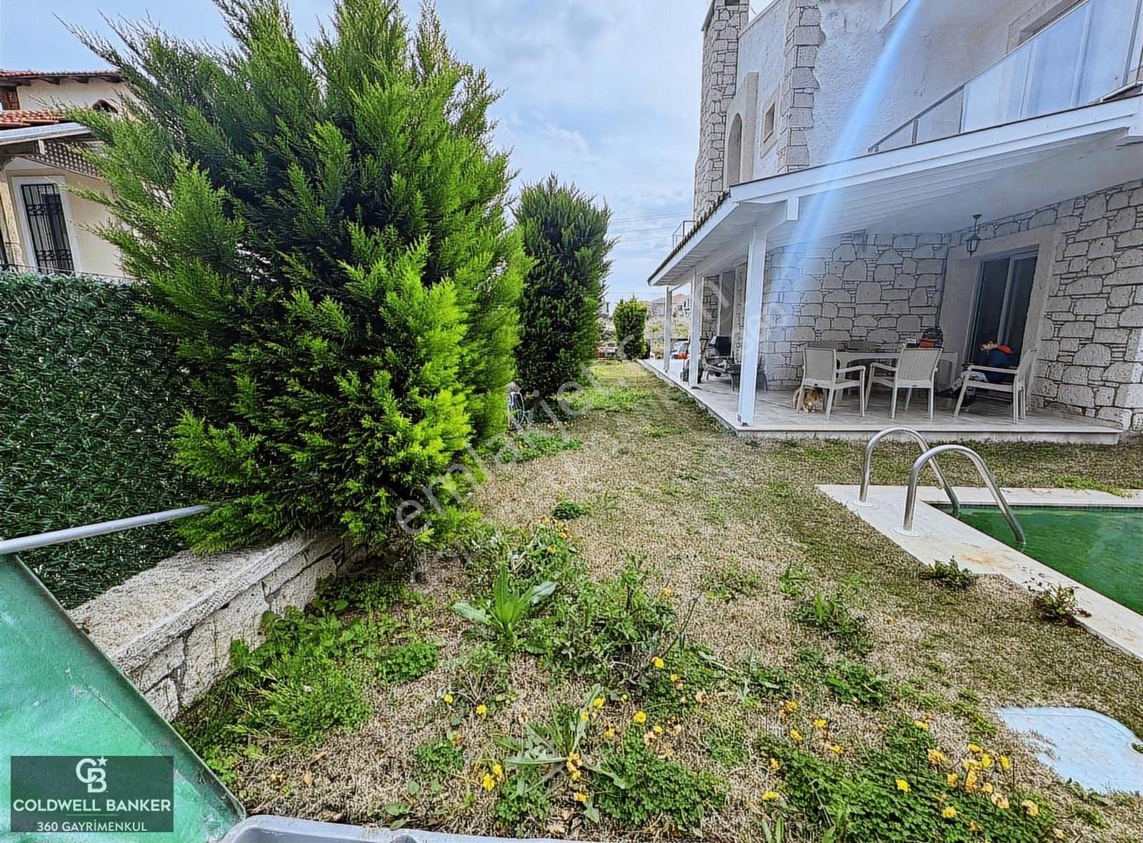 Çeşme Şifne'de Müstakil Havuzlu Eşyalı Kiralık Villa - Görsel 3