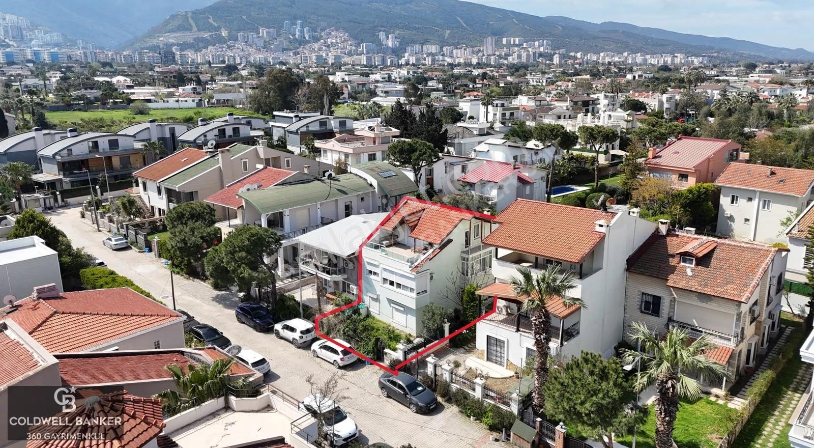 Narlıdere Sahilevleri'nde Denize Yakın Satılık Müstakil Ev - Görsel 12