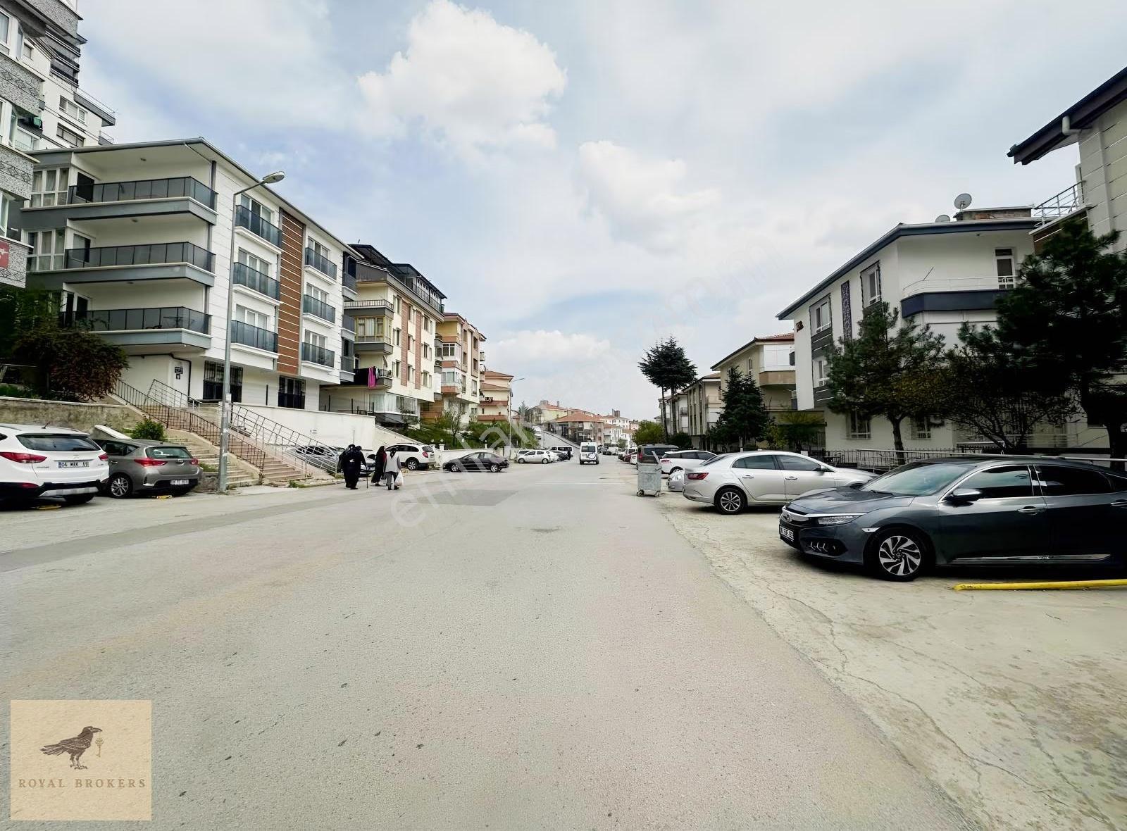 Satılık, 19 Mayıs Caddesi Paralelinde,asansörlü Genç Bina,3+1 - Görsel 23