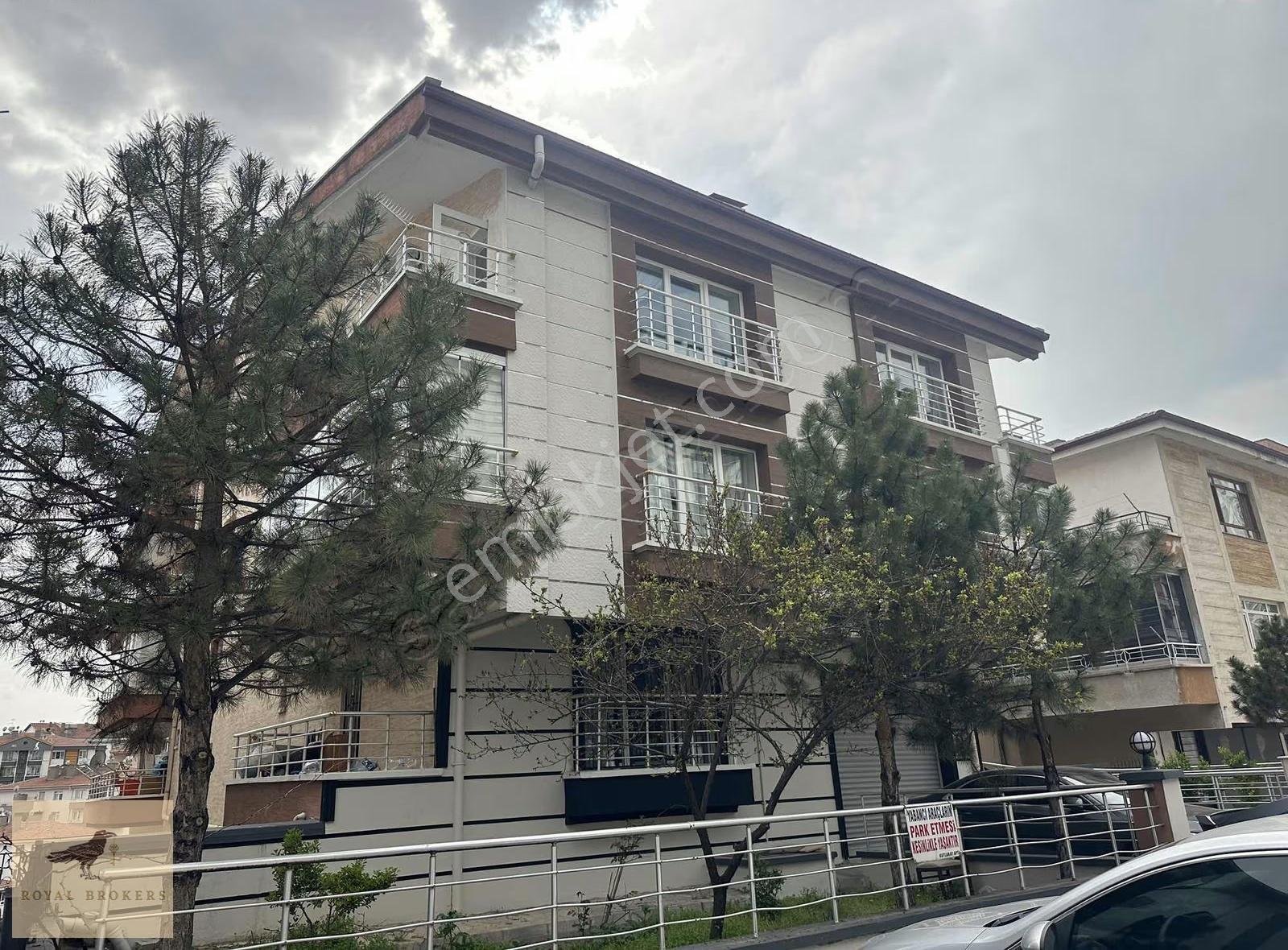Satılık, 19 Mayıs Caddesi Paralelinde,asansörlü Genç Bina,3+1 - Görsel 24
