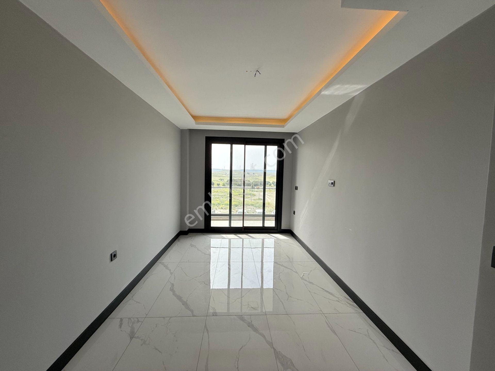 Veri'den Bahçeşehir'de Havuzlu, Köşe Konum 5+1 Satılık Villa! - Görsel 25