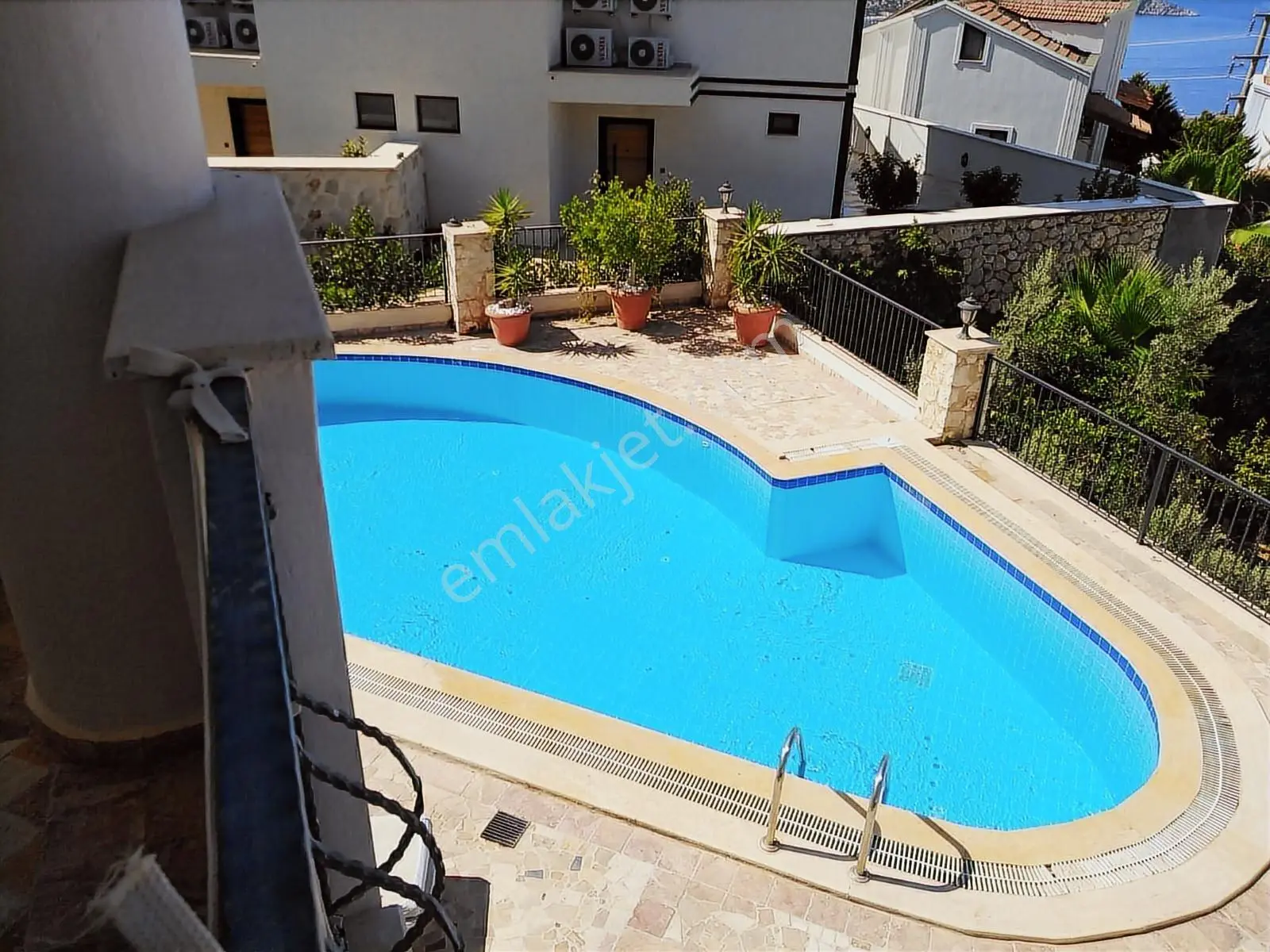 2+1 Deniz Manzaralı Bakımlı Daire - Görsel 3