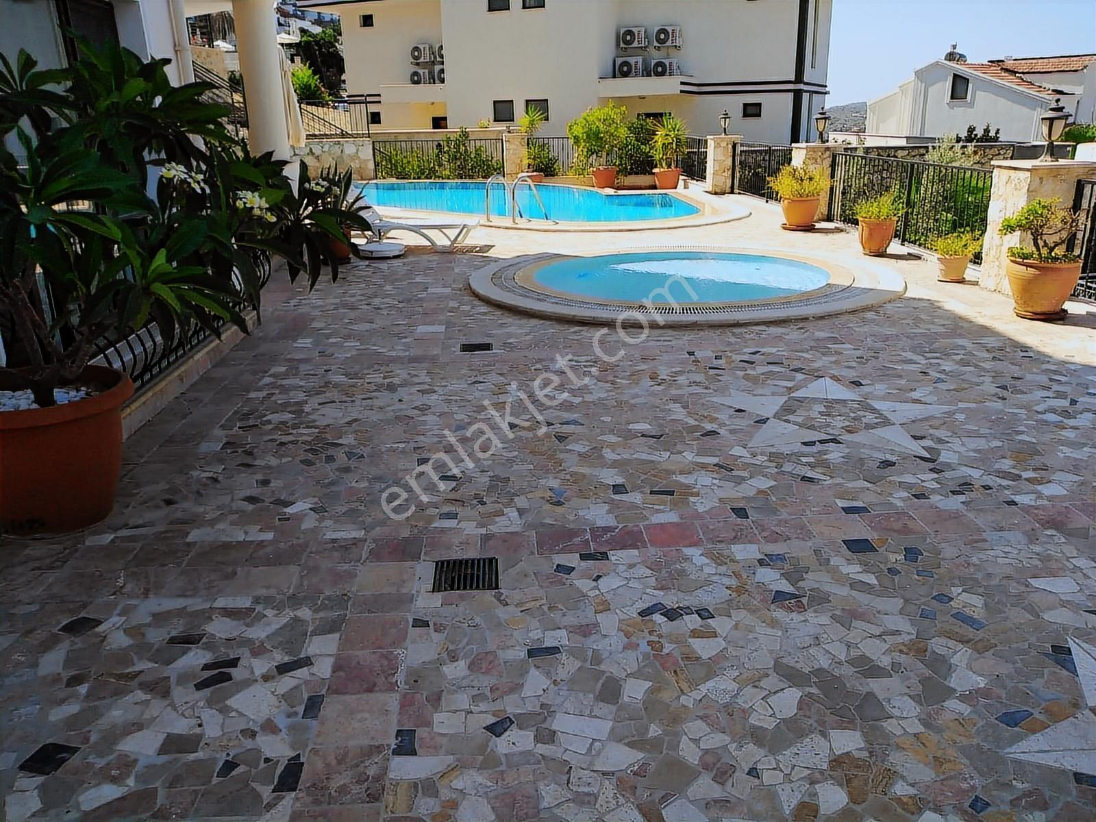 2+1 Deniz Manzaralı Bakımlı Daire - Görsel 35
