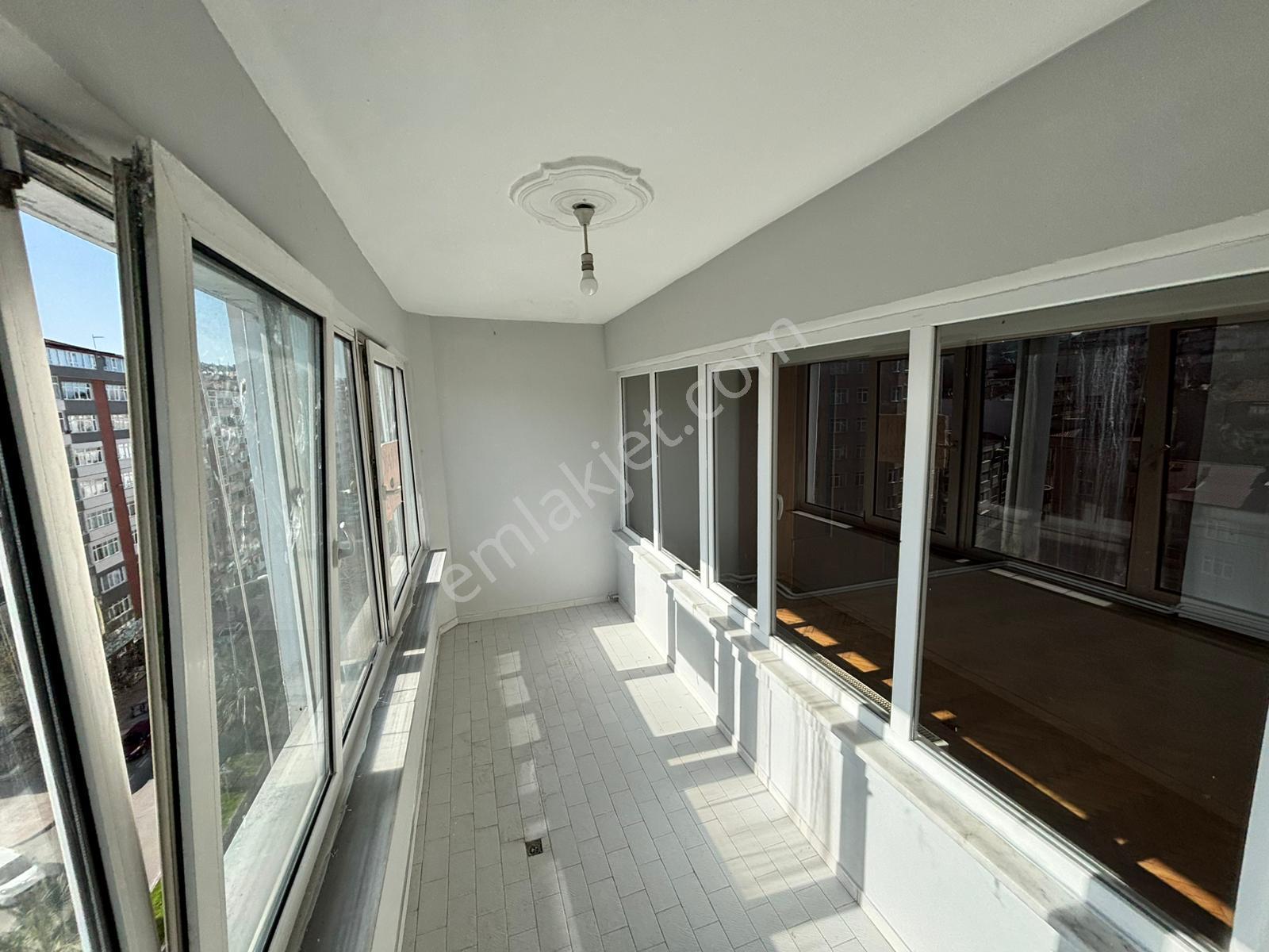 Asansörlü Manzaralı Kiralık Daire! Samsun 100.yıl Bulvarına Cephe - Görsel 11