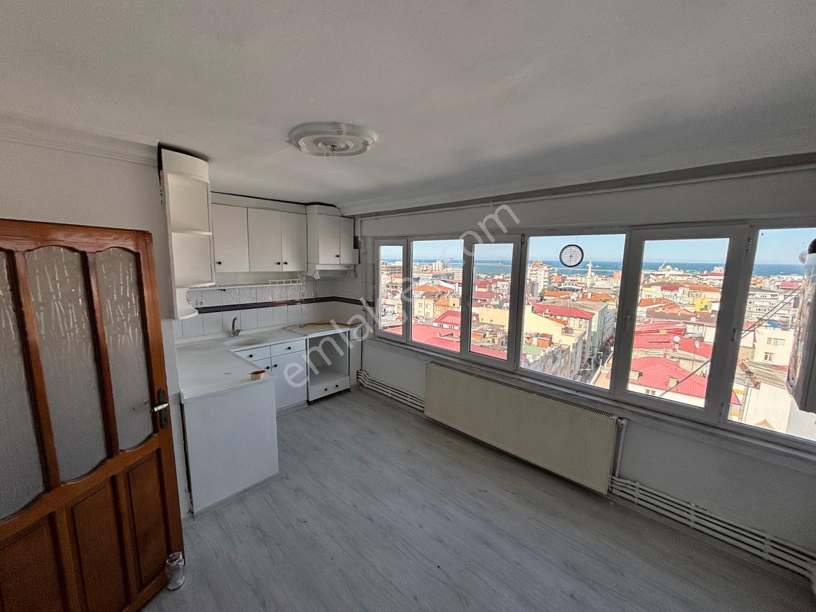 Asansörlü Manzaralı Kiralık Daire! Samsun 100.yıl Bulvarına Cephe - Görsel 2