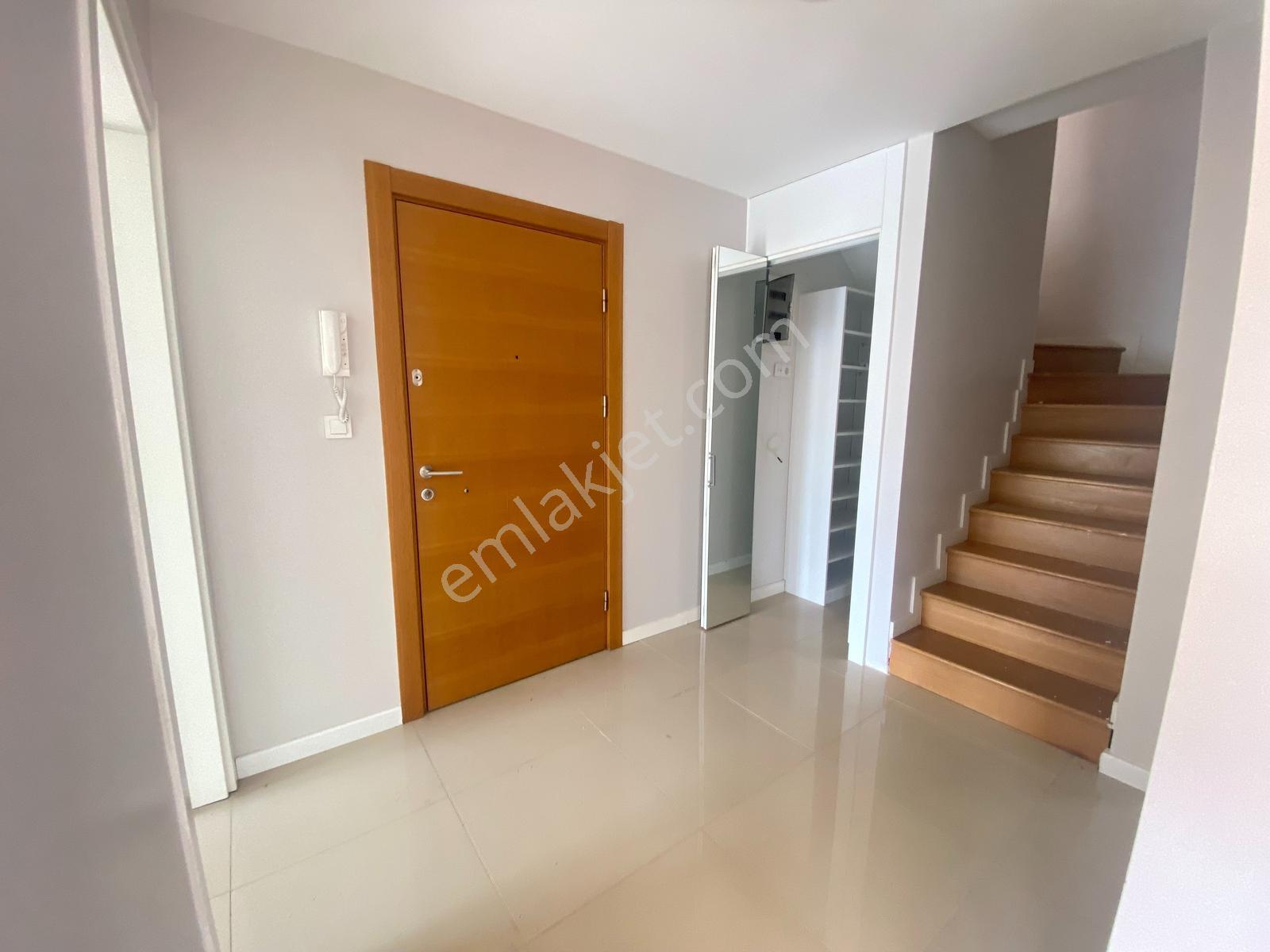 Özlem Aksu..essa Flora Evleri Kiralık 3+1 Dubleks Daire - Görsel 6