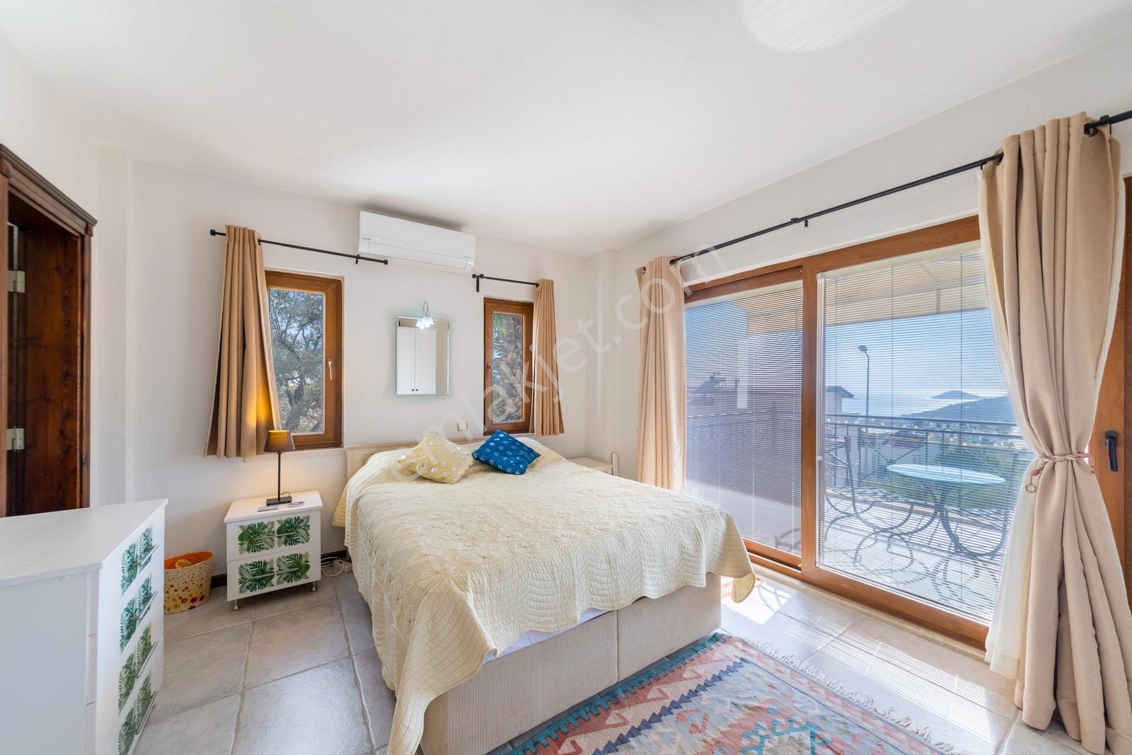 Kalkan'da 3+1 Deniz Manzaralı Dublex Daire - Görsel 28