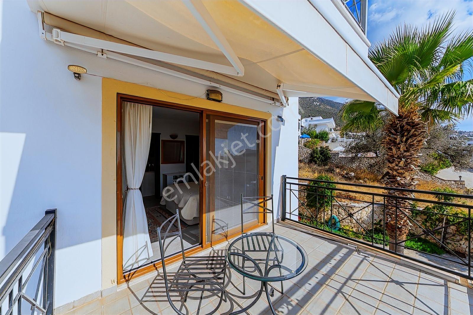 Kalkan'da 3+1 Deniz Manzaralı Dublex Daire - Görsel 34