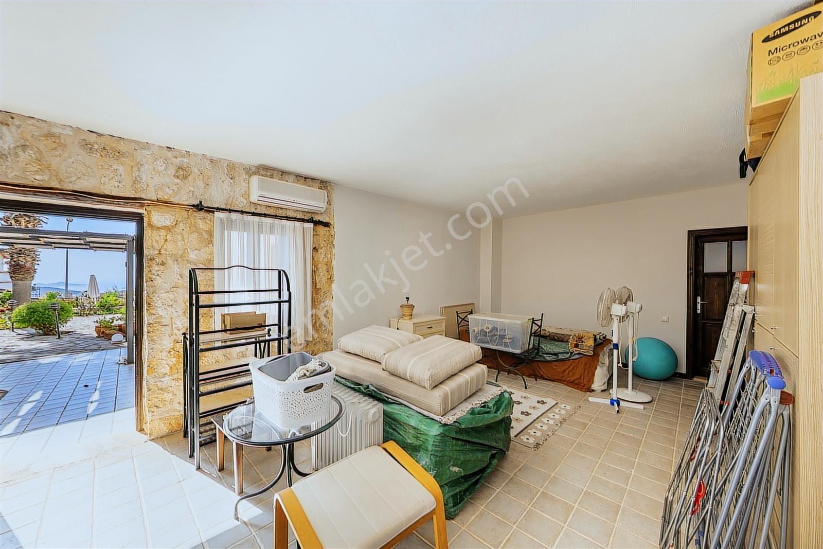 Kalkan'da 3+1 Deniz Manzaralı Dublex Daire - Görsel 33