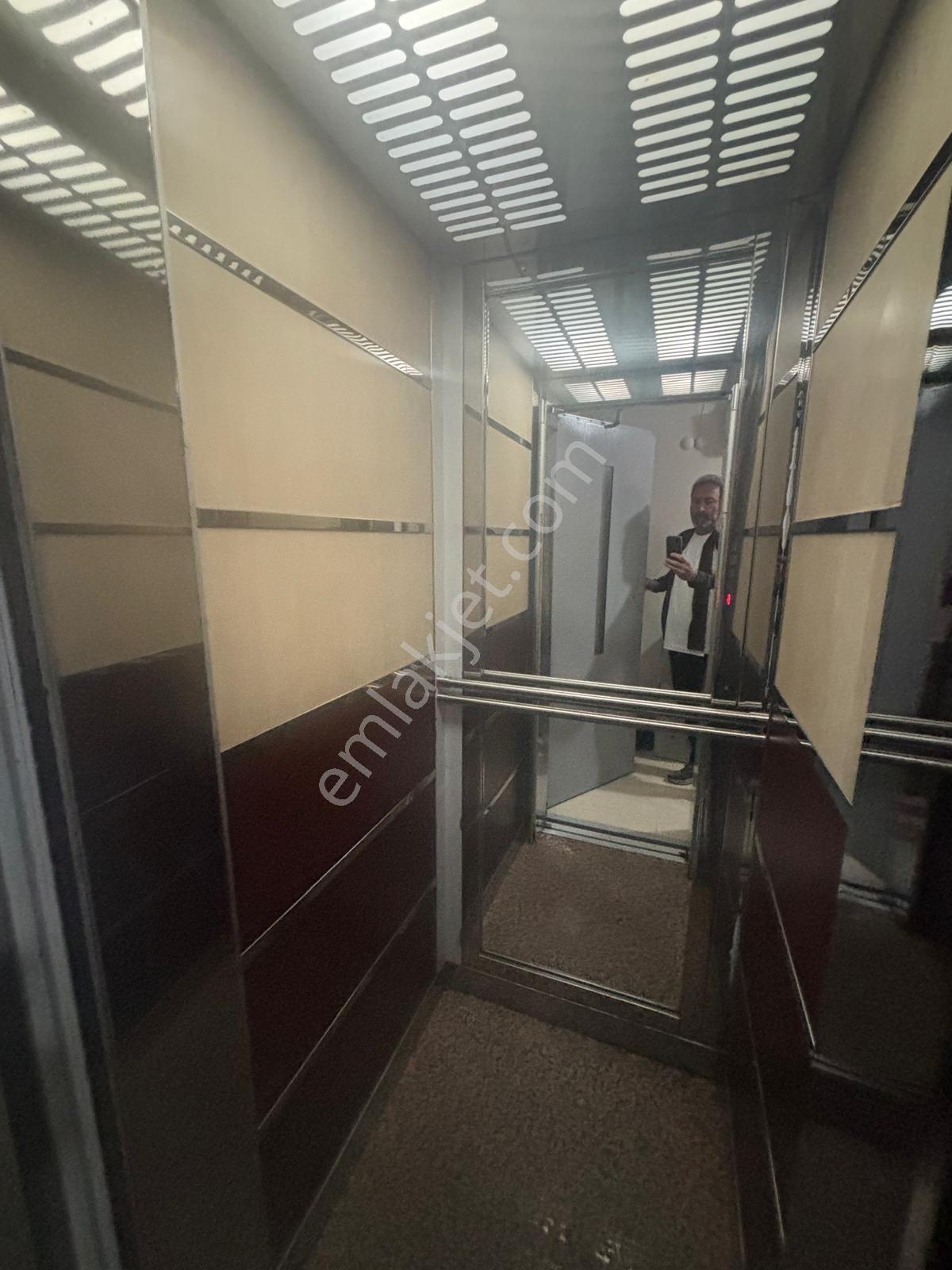Maltepe Fındıklı'da Yüksek Girişte Satılık 2+1 Daire - Görsel 10