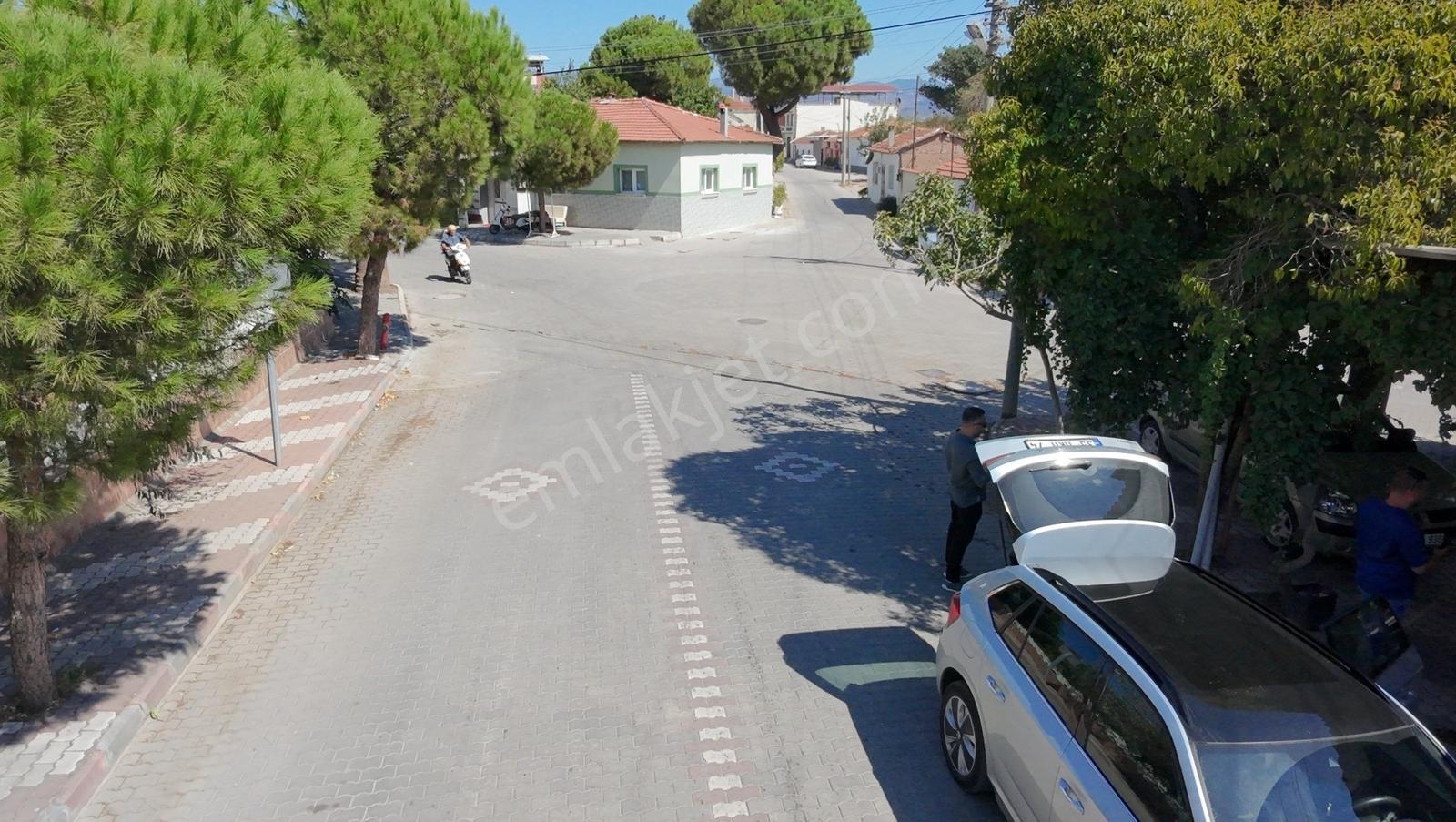 Akhisar Medar Mahallesi 2 Tapu Dükkan Ve Müstakil Ev - Görsel 16