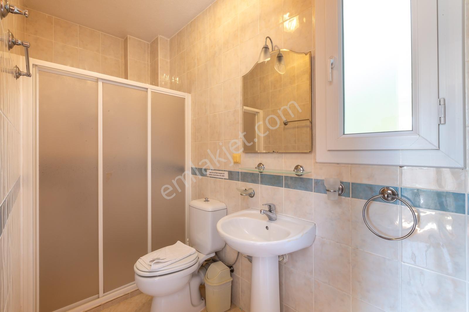 Kalkan Oldtown'da 4+1 Deniz Manzaralı Villa - Görsel 35