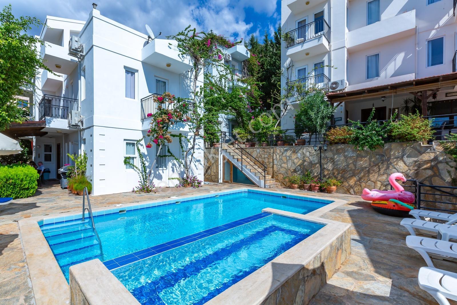 Kalkan Oldtown'da 4+1 Deniz Manzaralı Villa - Görsel 6