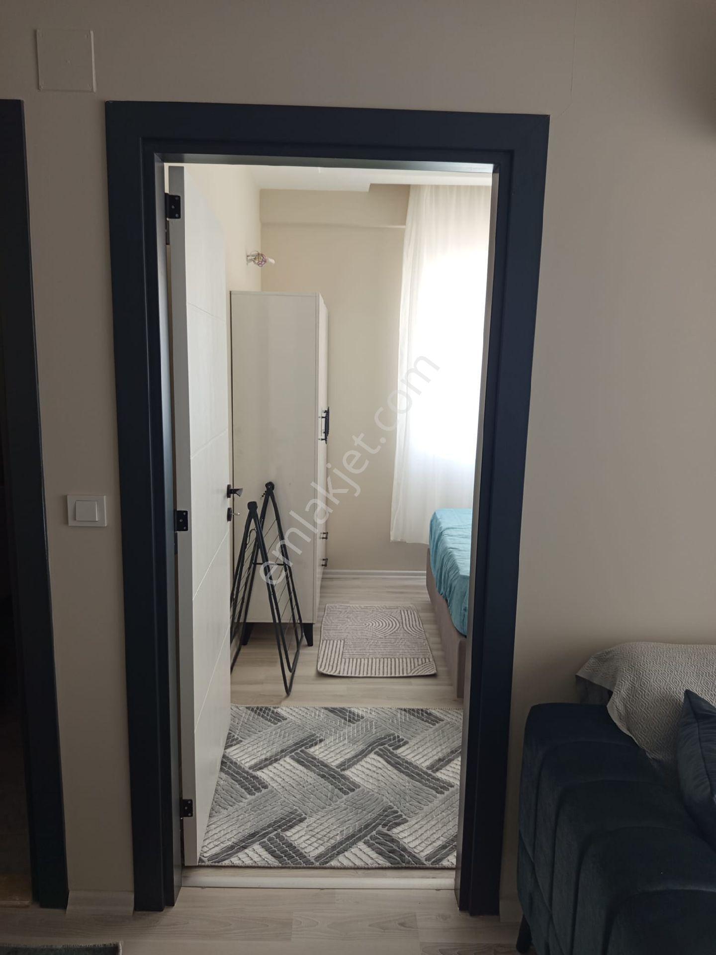 Bilim Ve Tek. Üniversitesi Civ Sıfır Bina Sıfır Eşyalı Caddeye İkinci Apartman - Görsel 9