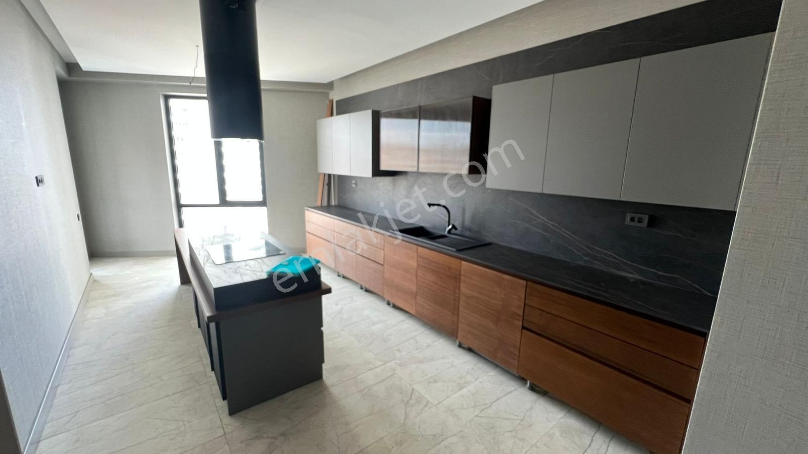 Natura Vadi Konutları 4+1 Yüksek Kat Kiralık/for Rent - Görsel 7