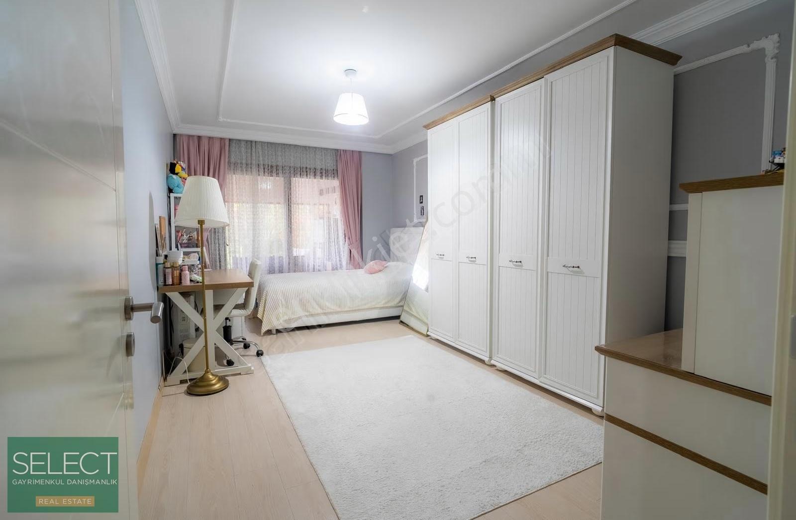 Select'ten Yaşamkent Sitesinde Bahçeli Havuzlu Satılık Daire - Görsel 4