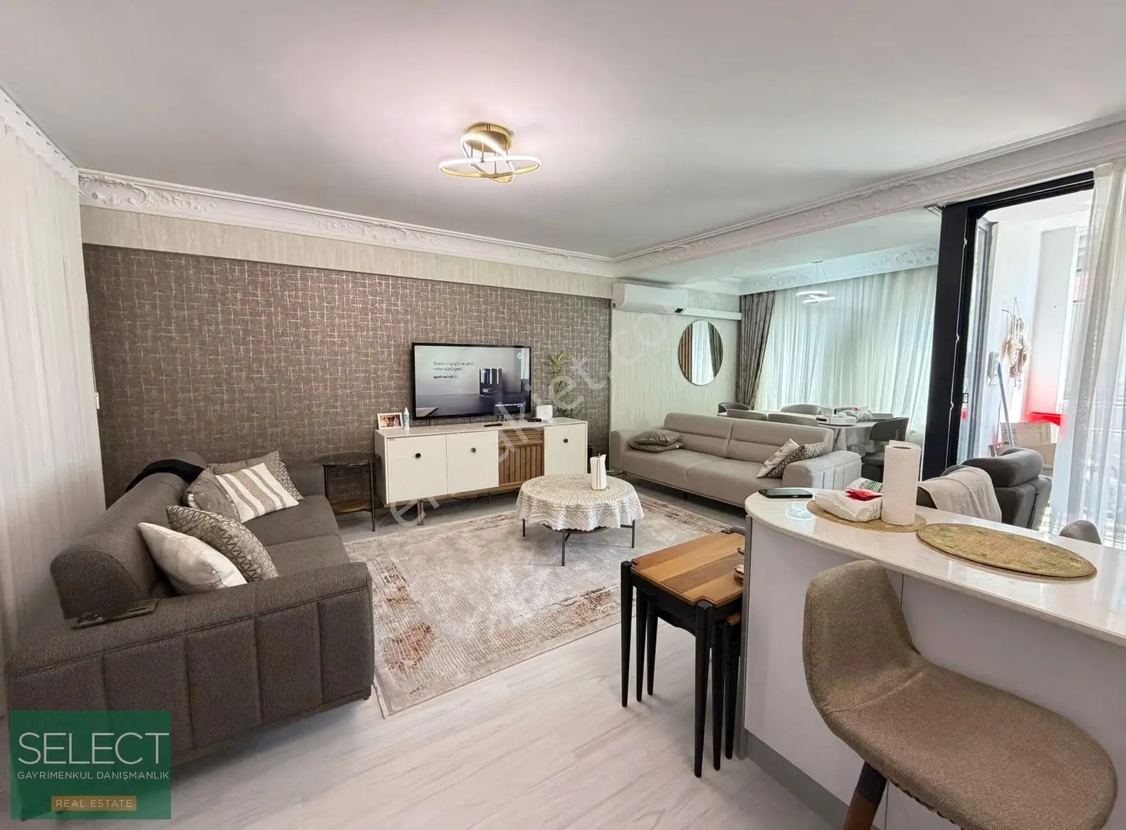 Denize 200m 3+1 Yenilenmiş Satılık Daire