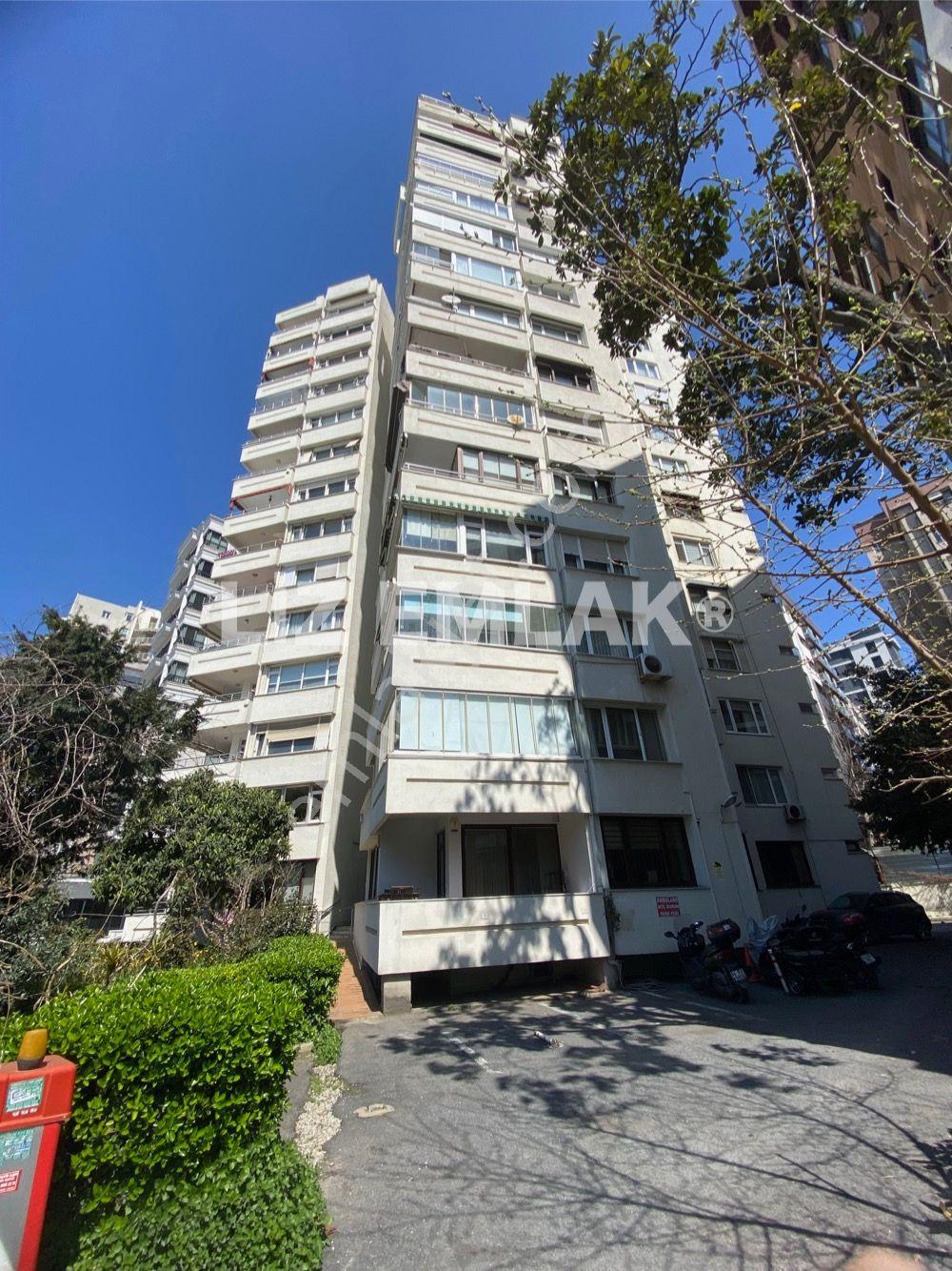 Kadıköy Göztepe Sahilde Deniz Manzaralı 225m2. 4+1 Kiralık Daire - Görsel 35