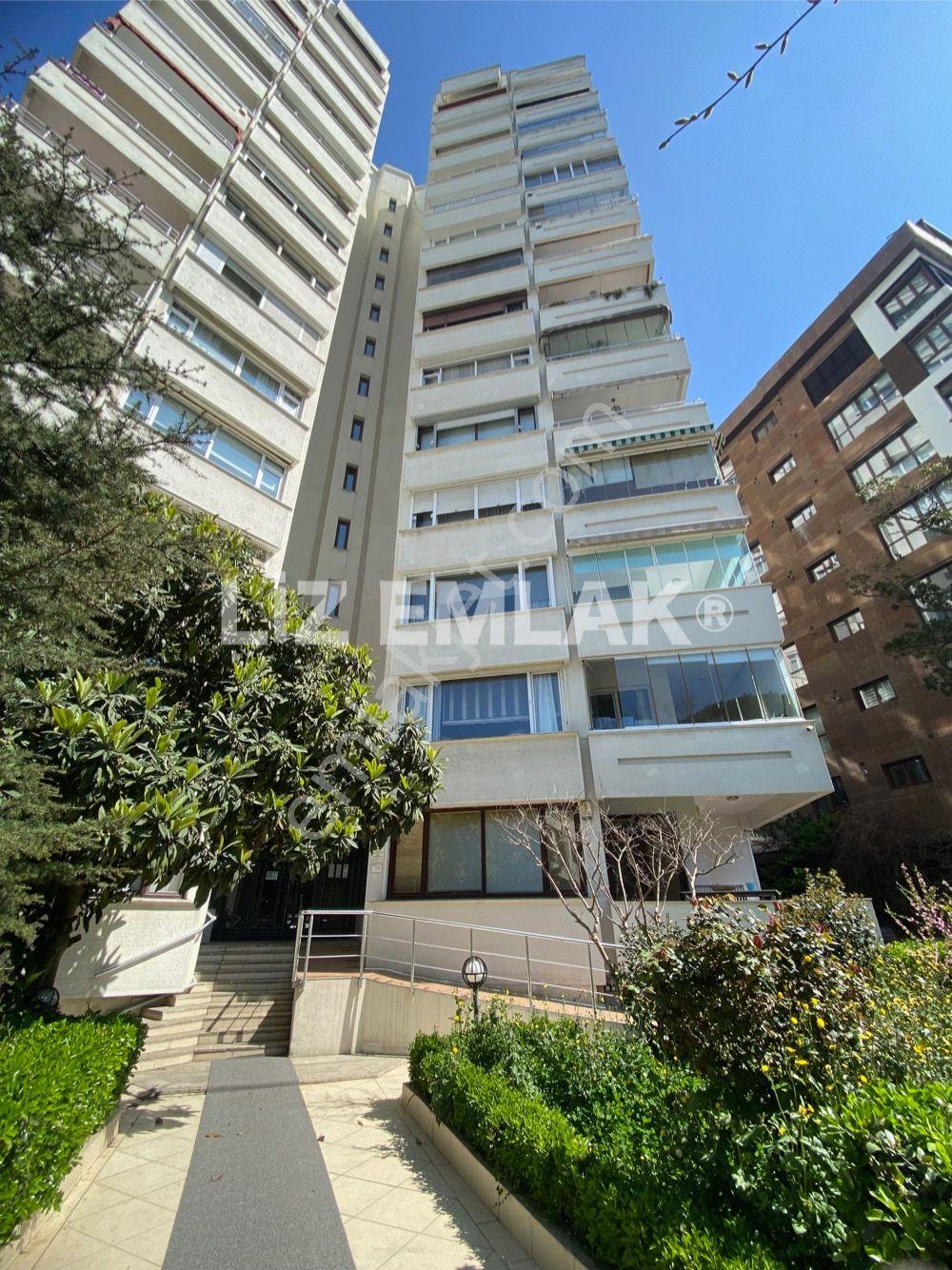 Kadıköy Göztepe Sahilde Deniz Manzaralı 225m2. 4+1 Kiralık Daire - Görsel 34