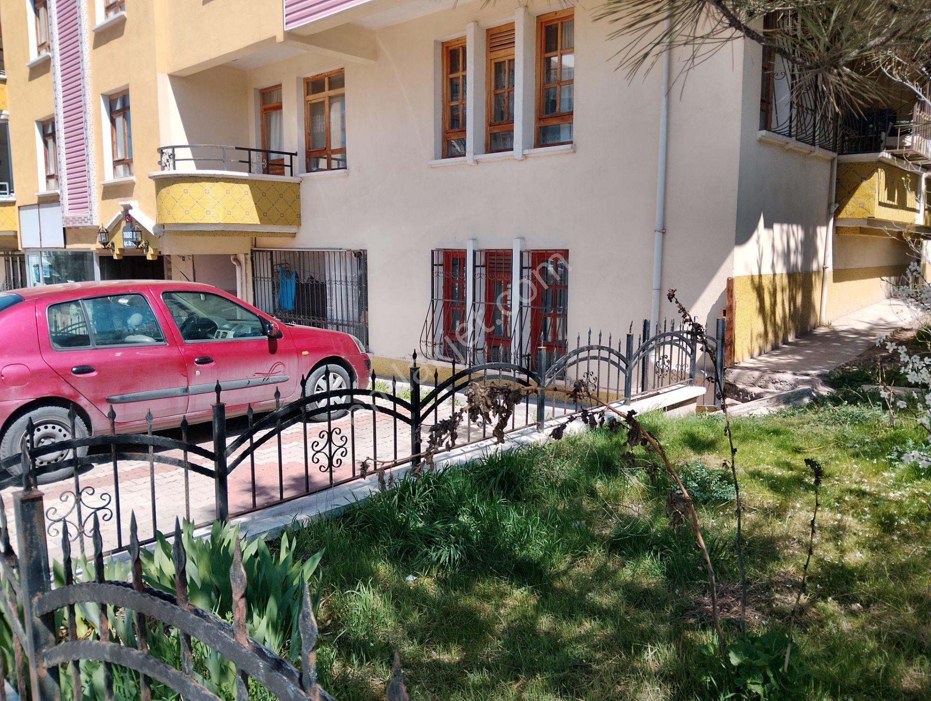 Keçiören Yeşiltepe Mahallesinde 3+1 Giriş Daire - Görsel 13