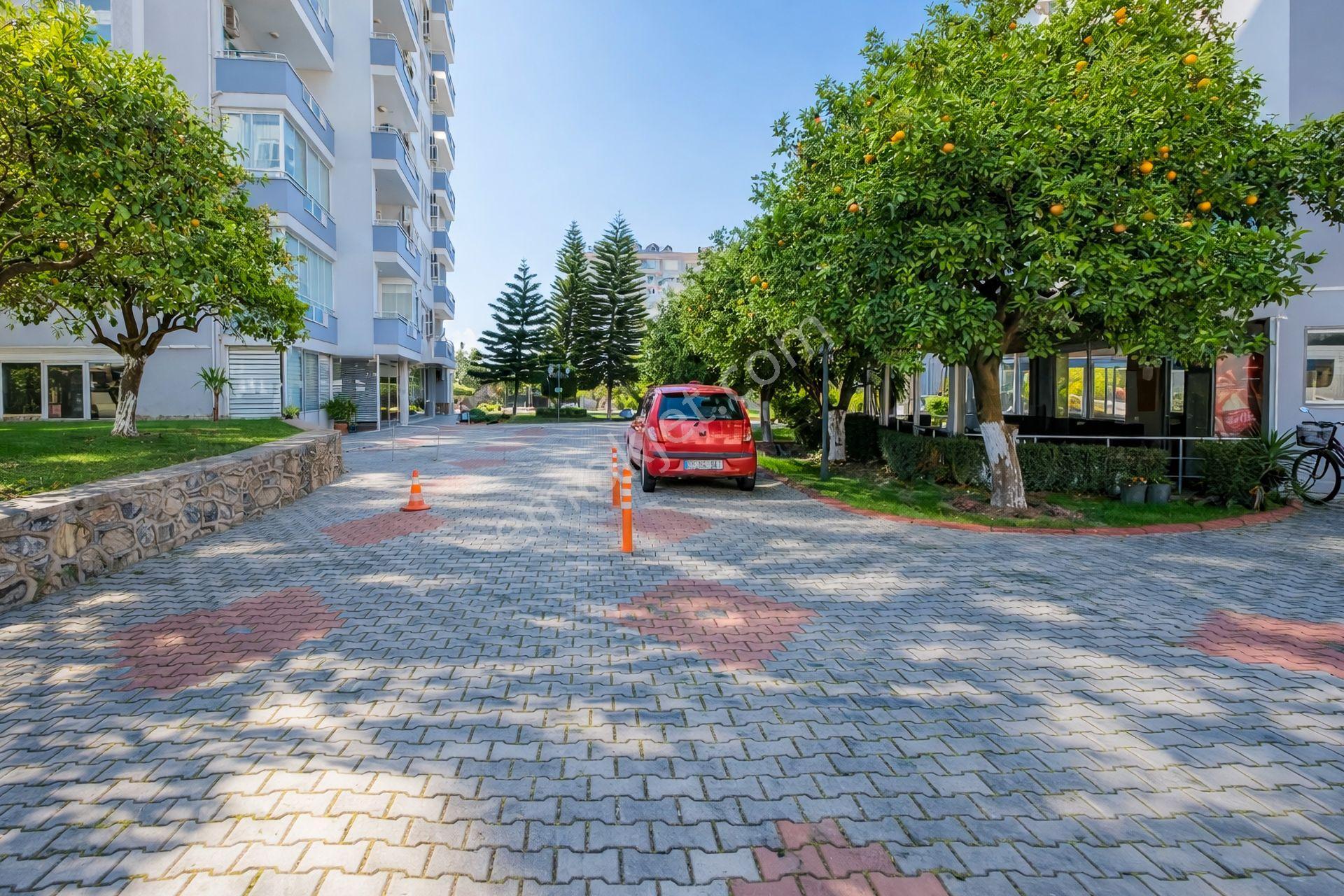 Cikcilli'de Panoramik Manzaralı Eşyalı 3+1 Dublex - Görsel 35