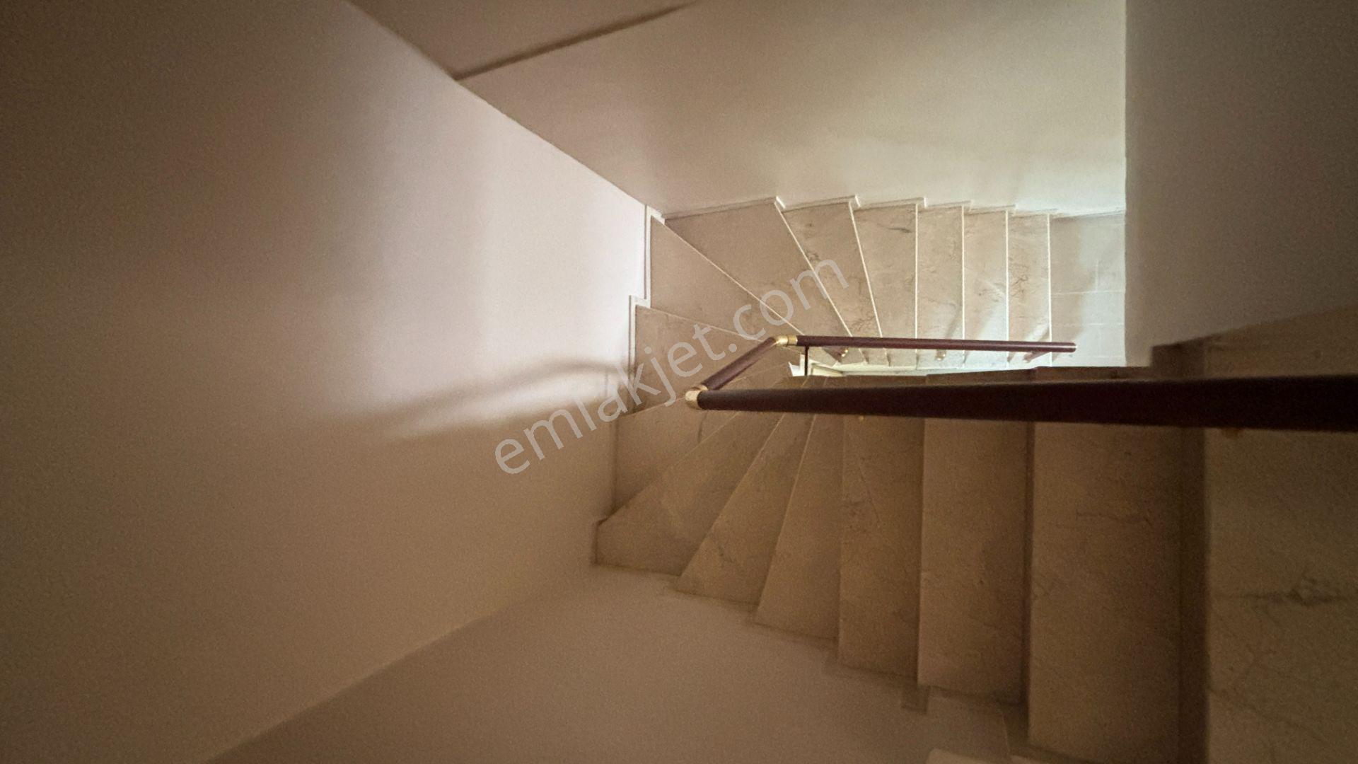 Remax Mid Akıncılar Mah Ttm Yakını 4+1 Teraslı Dubleks Daire - Görsel 21