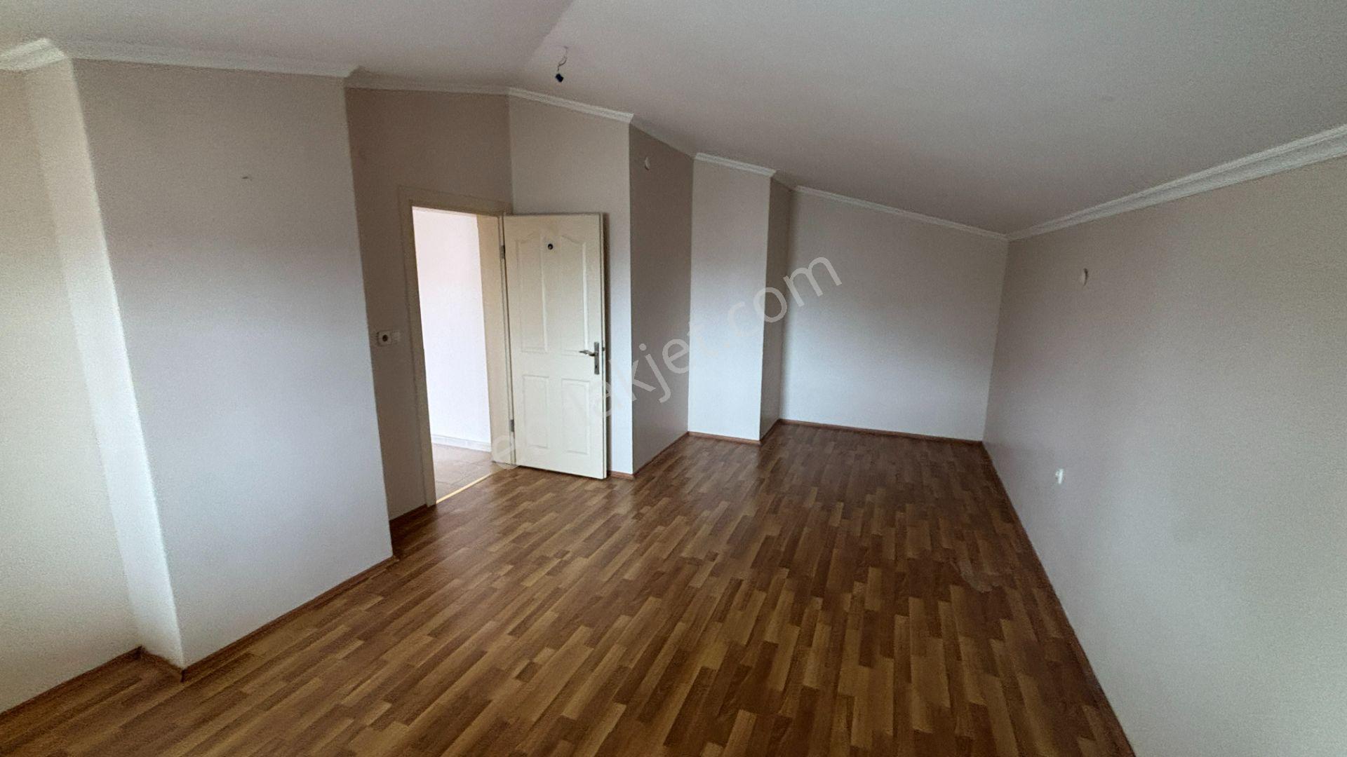 Remax Mid Akıncılar Mah Ttm Yakını 4+1 Teraslı Dubleks Daire - Görsel 28