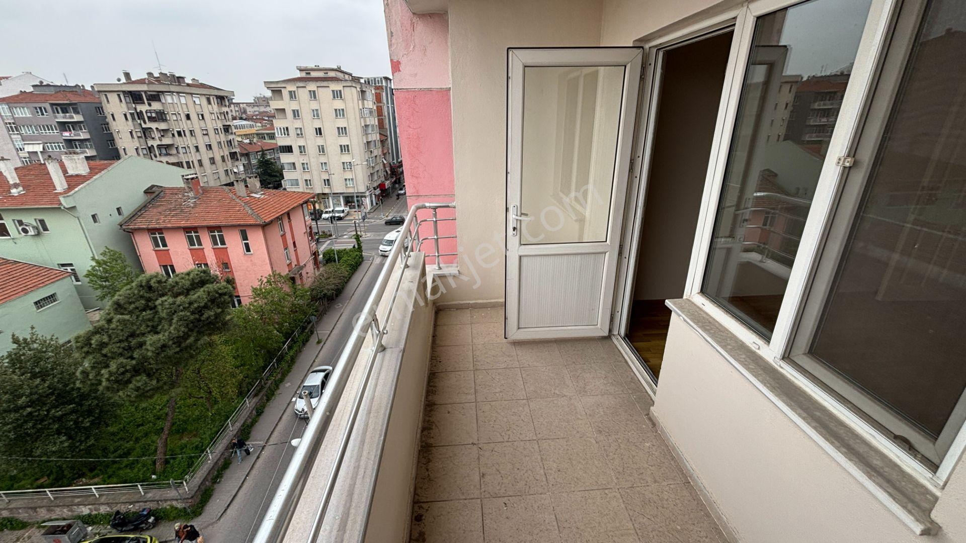Remax Mid Akıncılar Mah Ttm Yakını 4+1 Teraslı Dubleks Daire - Görsel 15