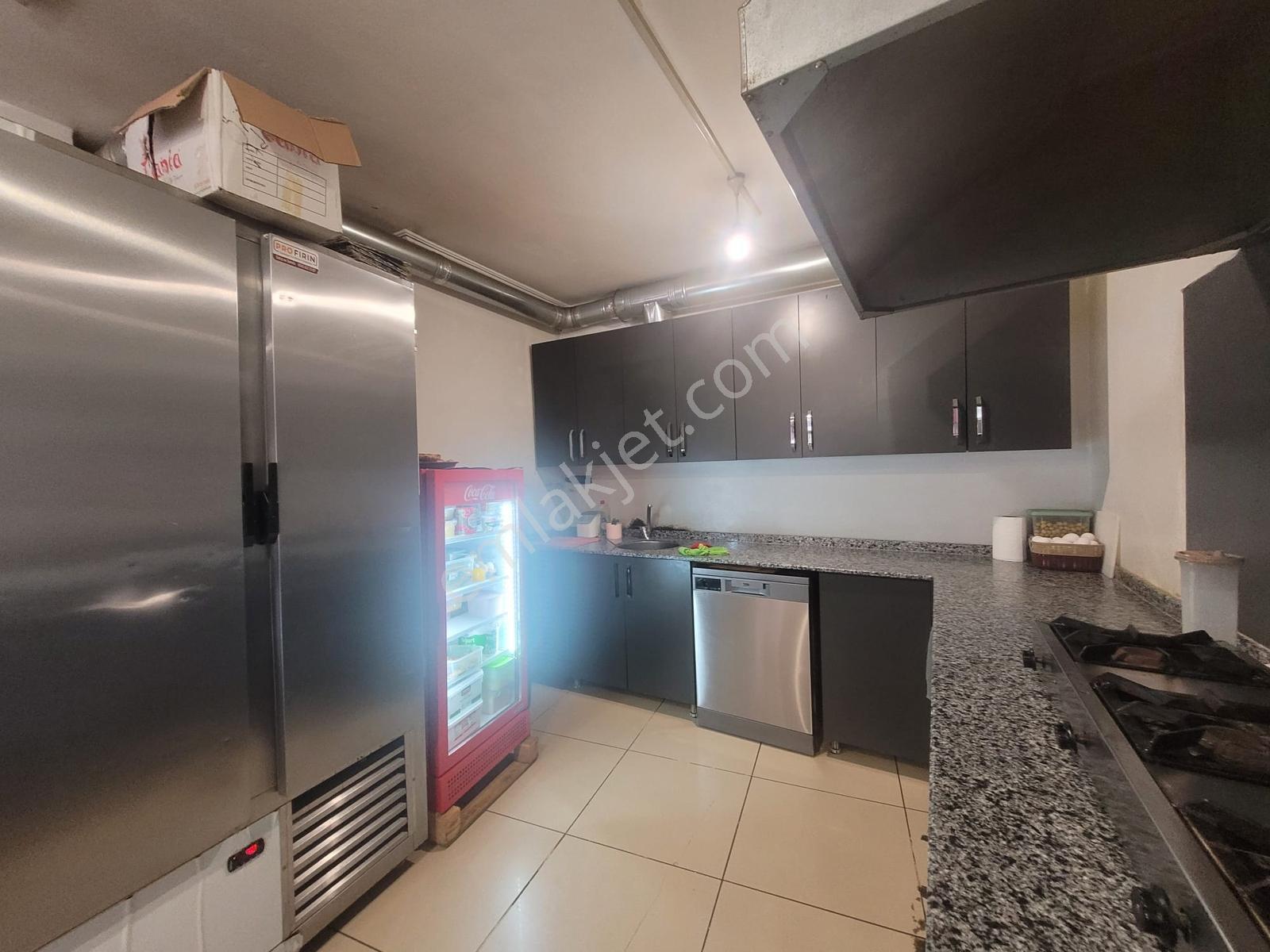 Yüksek Cirolu Devren Kiralık İşletme 300 M² Ruhsatlı & Donanımlı - Görsel 5