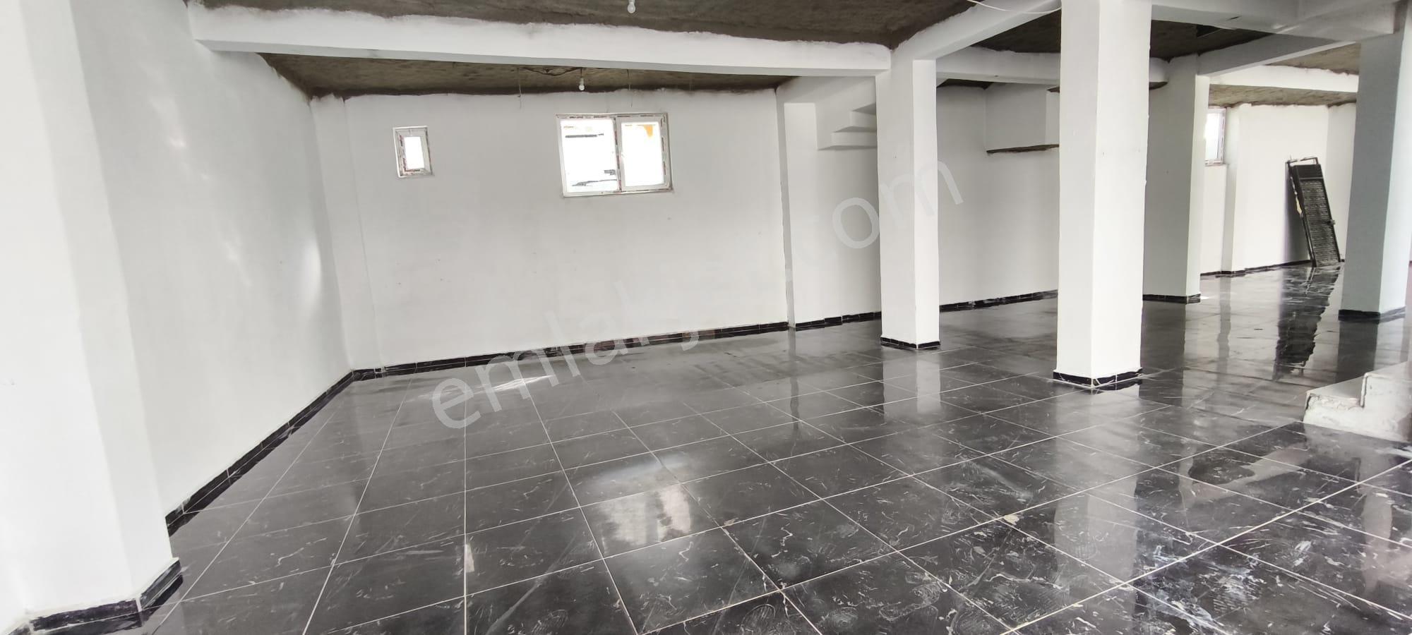 Arnavutköy Maraşal Fevzi Çakmak Cadde Sinde Dükkan Mağazaya Uygun 180 M2 Giriş Dükkan - Görsel 14