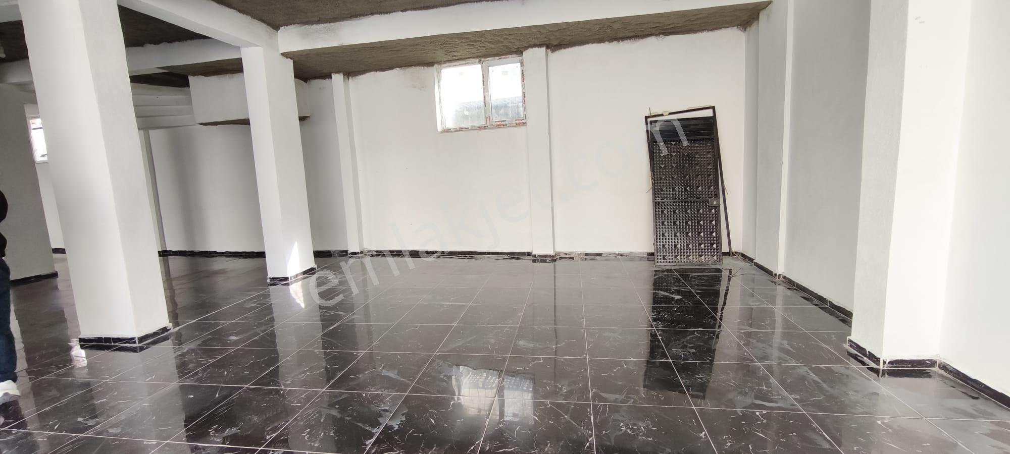 Arnavutköy Maraşal Fevzi Çakmak Cadde Sinde Dükkan Mağazaya Uygun 180 M2 Giriş Dükkan - Görsel 9