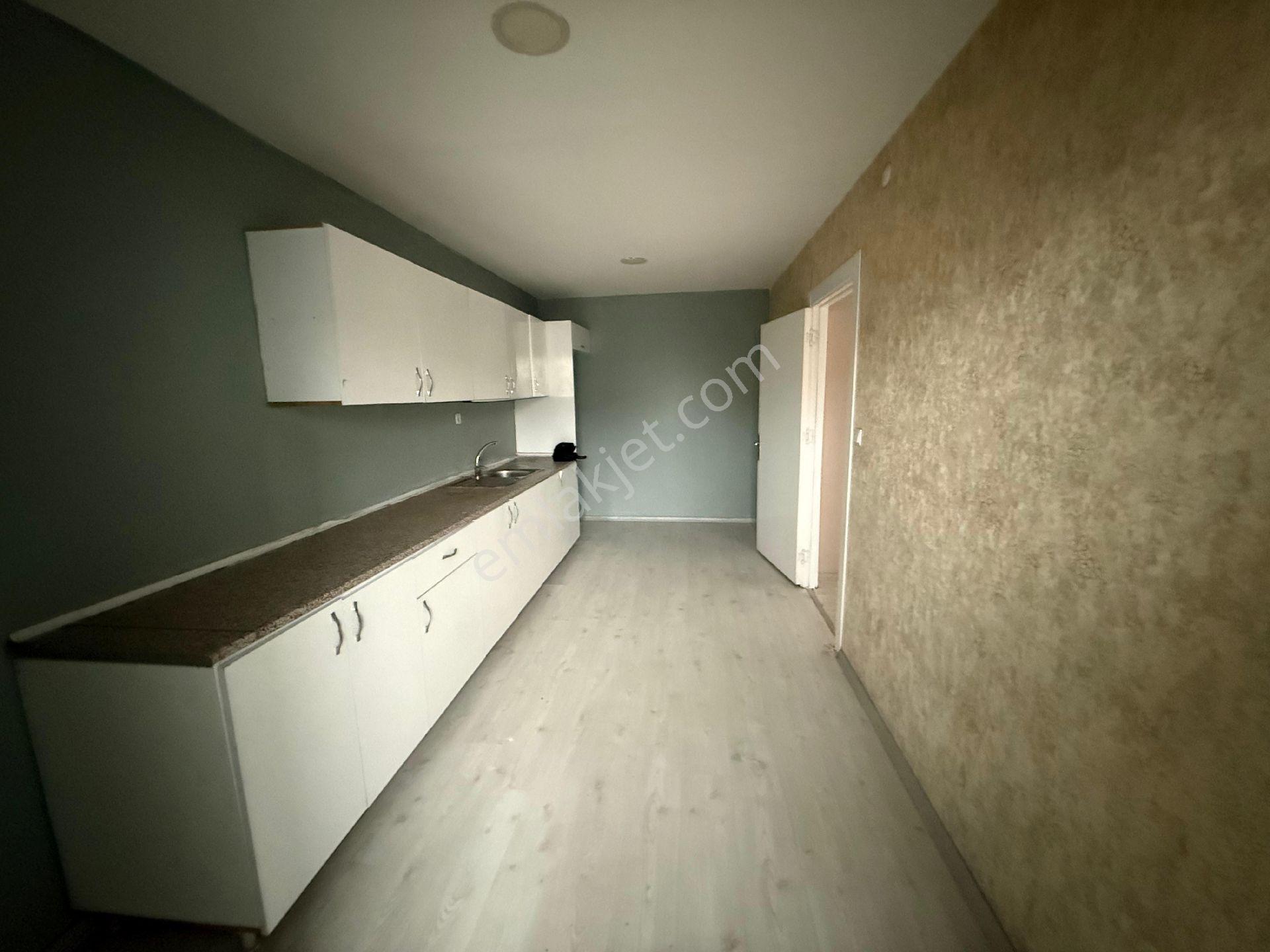 Gaziler Cadde Üzeri Ara Kat Kiralık İş Yeri - Görsel 4
