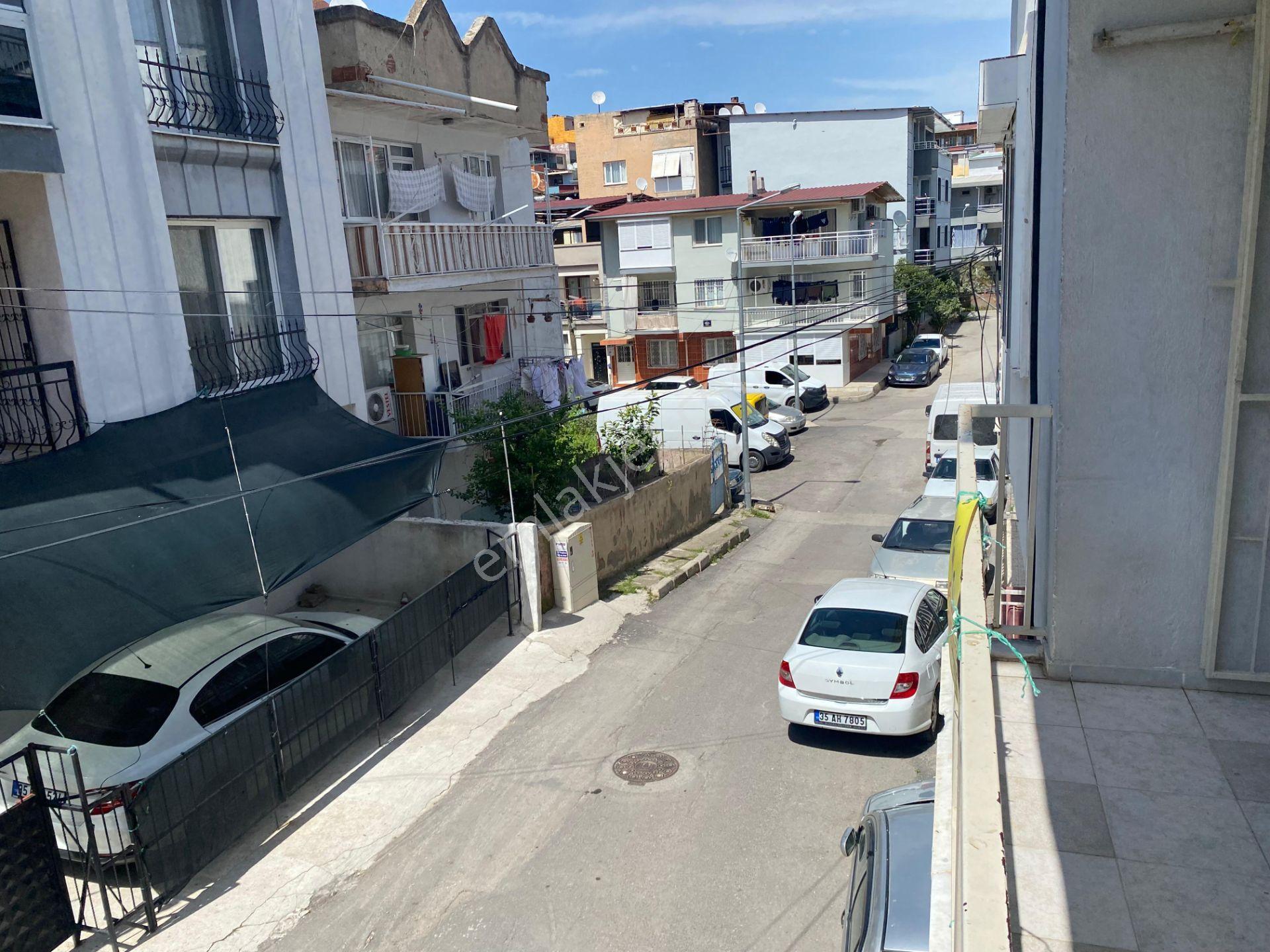 Arga'dan Buca Kozağaç Meydan Yakını D.gazlı 3+1 Kiralık Daire. - Görsel 13