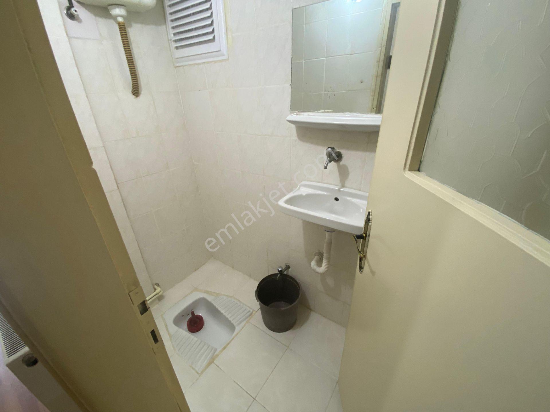 Arga'dan Buca Kozağaç Meydan Yakını D.gazlı 3+1 Kiralık Daire. - Görsel 9