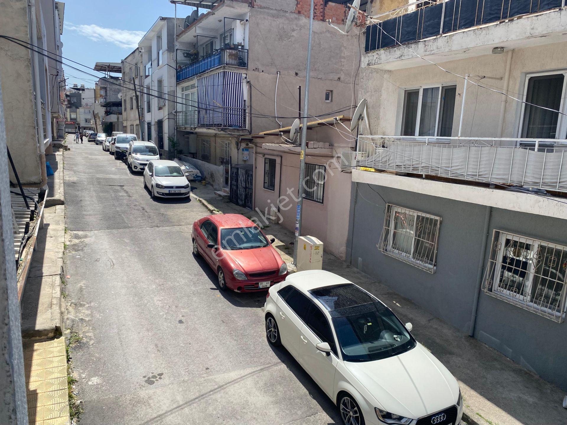 Arga'dan Buca Kozağaç Meydan Yakını D.gazlı 3+1 Kiralık Daire. - Görsel 16