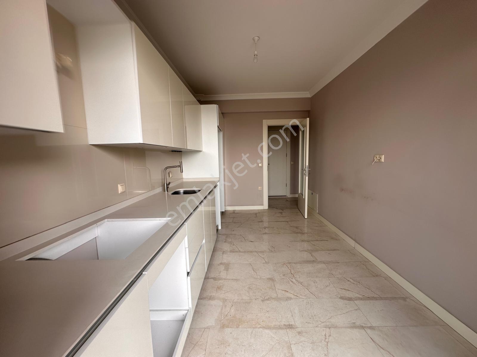 Güvenlikli Site İçi 3+1 Satılık Daire - Görsel 13